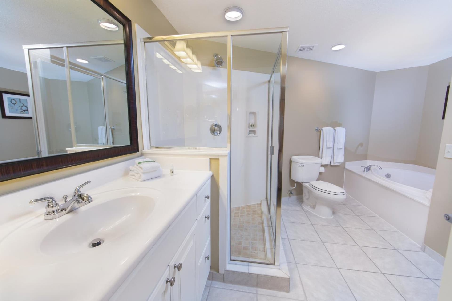 Holiday Inn Club Vacations Galveston Beach Resort by IHG gallery photo in Galveston, TX — image 28