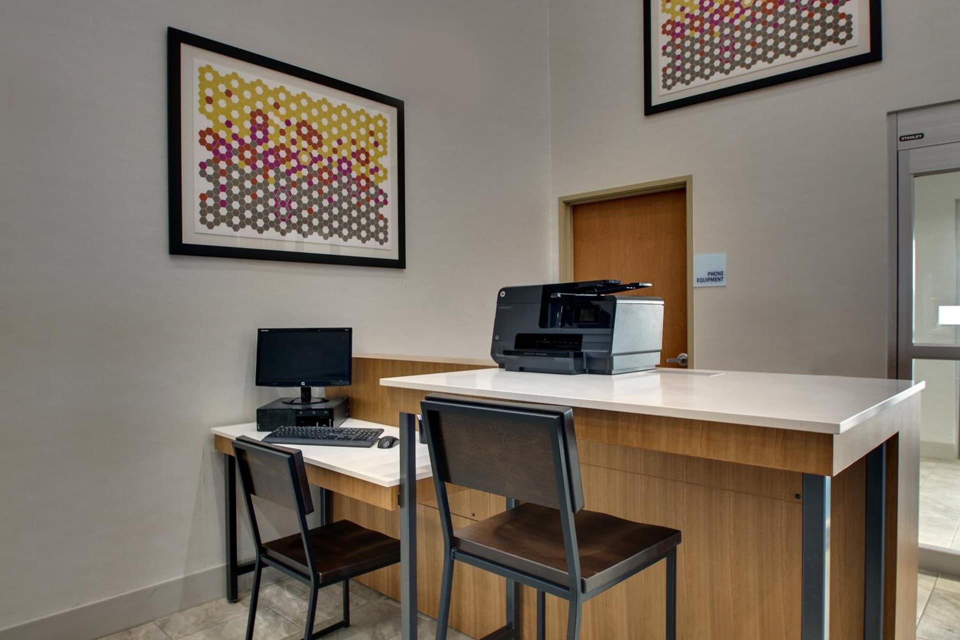 Holiday Inn Express Hotel & Suites Waukegan/Gurnee by IHG gallery photo in Waukegan, IL — image 70