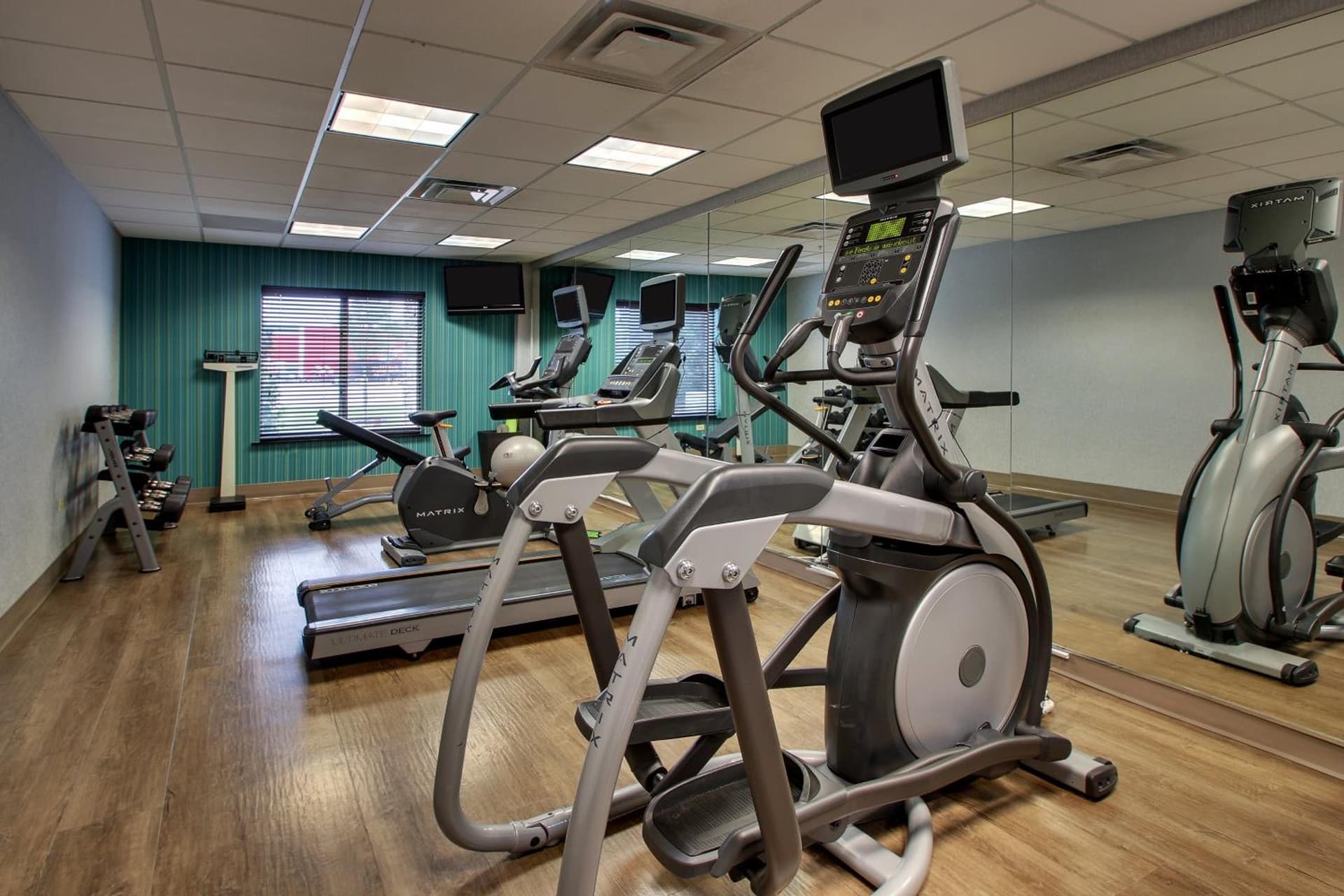 Holiday Inn Express Hotel & Suites Waukegan/Gurnee by IHG gallery photo in Waukegan, IL — image 49