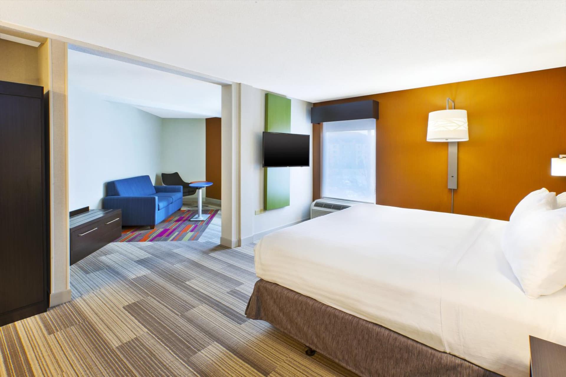 Holiday Inn Express & Suites Chicago-Midway Airport by IHG gallery photo in Bedford Park, IL — image 27