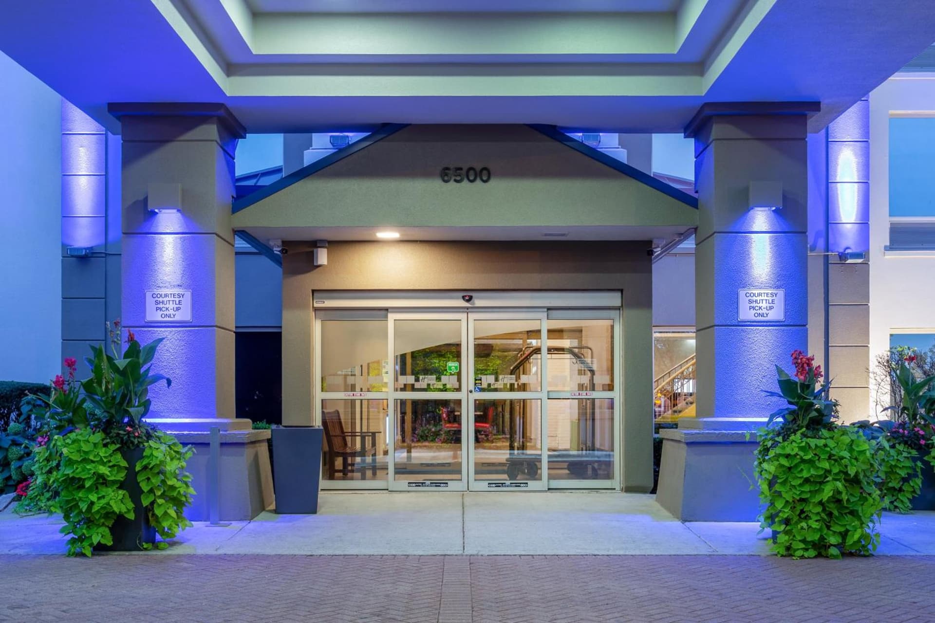 Holiday Inn Express & Suites Chicago-Midway Airport by IHG gallery photo in Bedford Park, IL — image 19