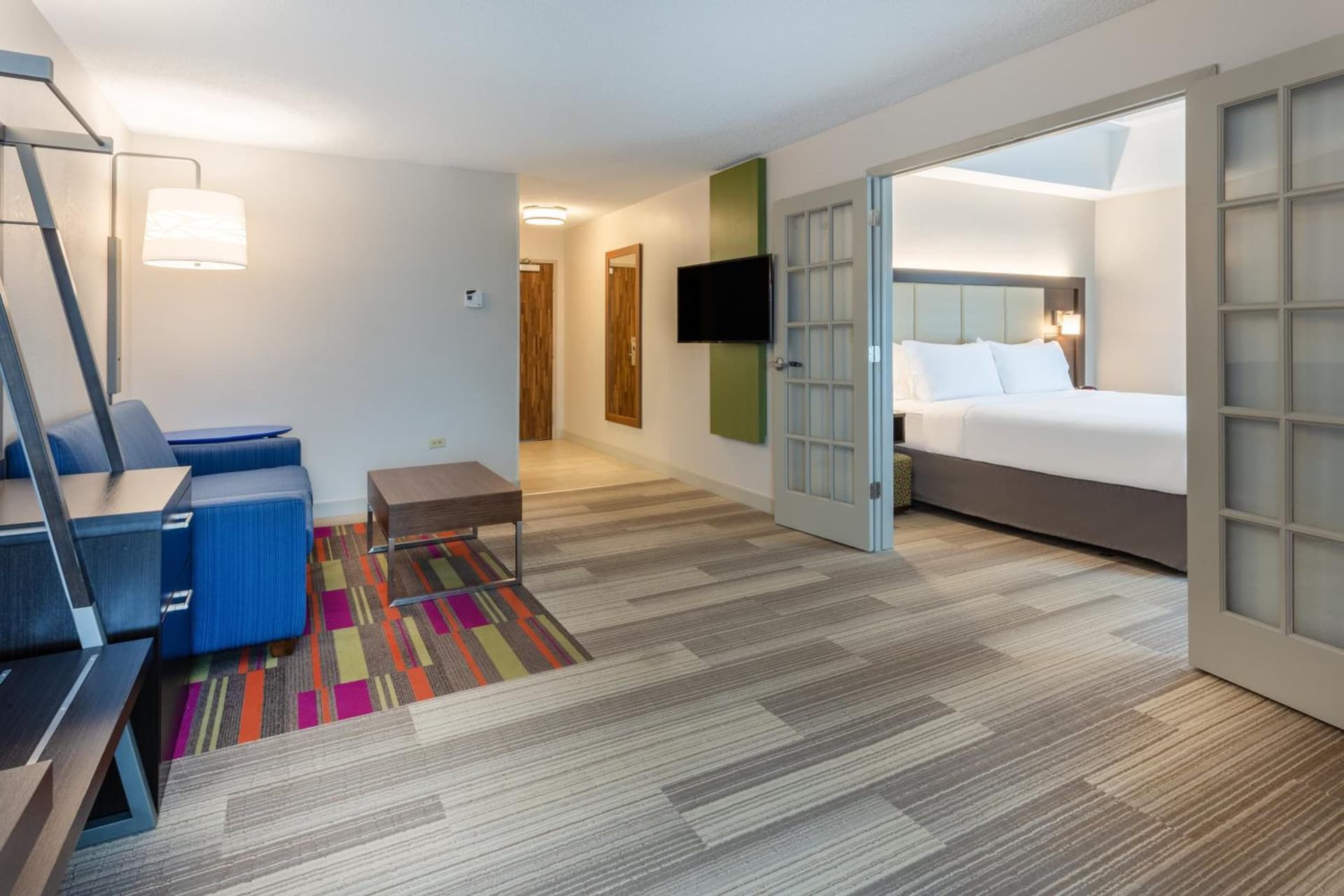 Holiday Inn Express & Suites Chicago-Midway Airport by IHG gallery photo in Bedford Park, IL — image 13