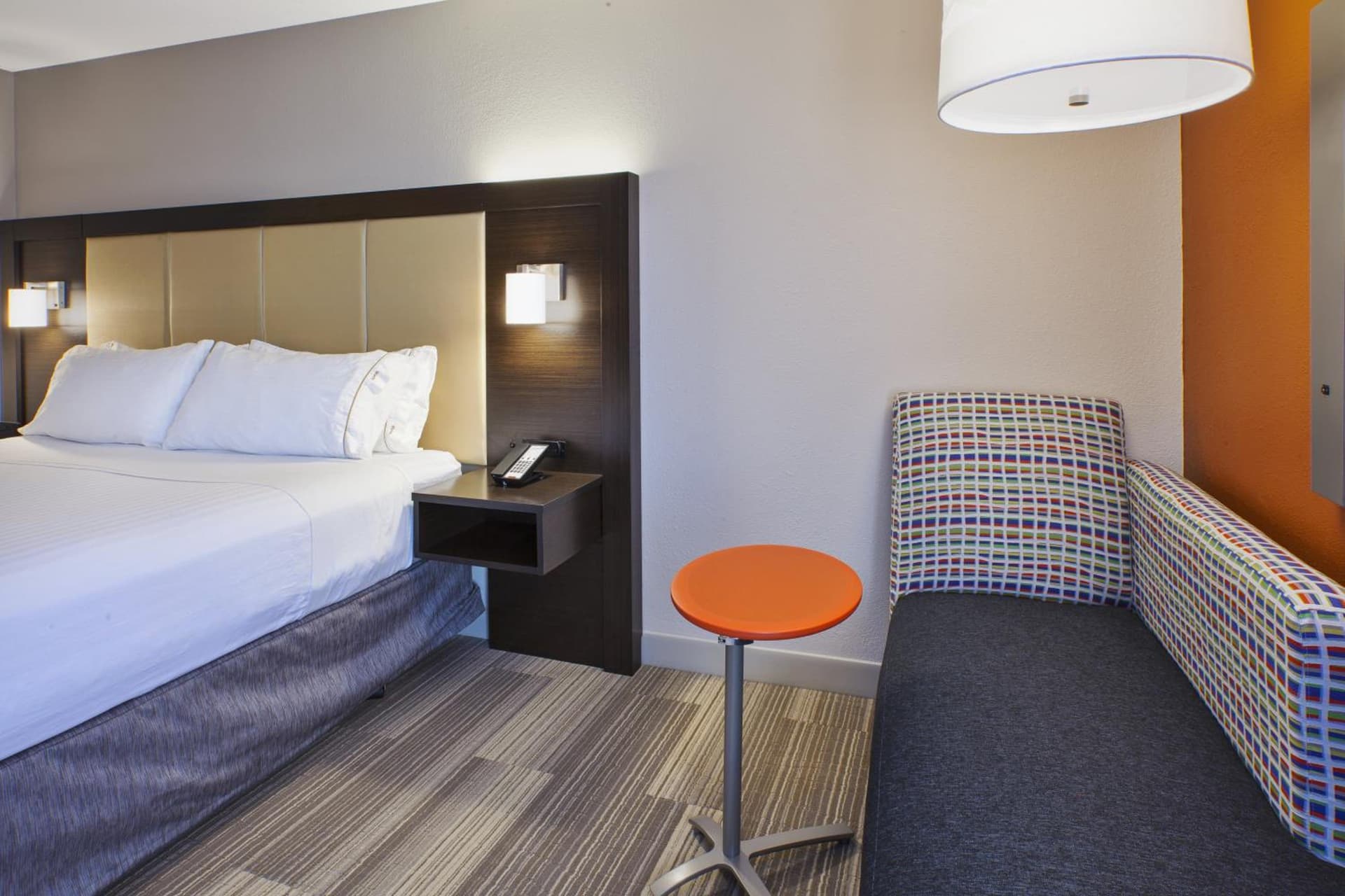 Holiday Inn Express & Suites Chicago-Midway Airport by IHG gallery photo in Bedford Park, IL — image 32