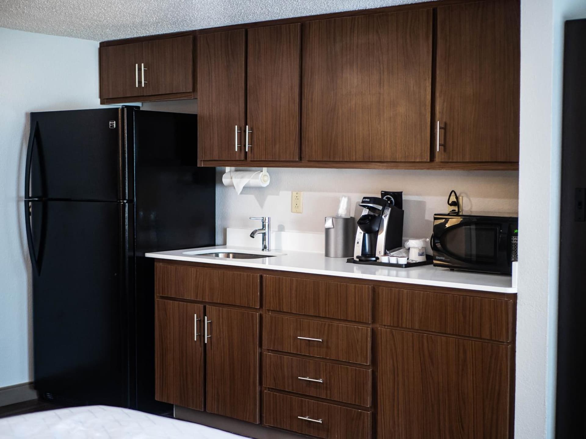 Holiday Inn Express & Suites Charlotte-Concord-I-85 by IHG interior in Concord, NC — gallery photo 2