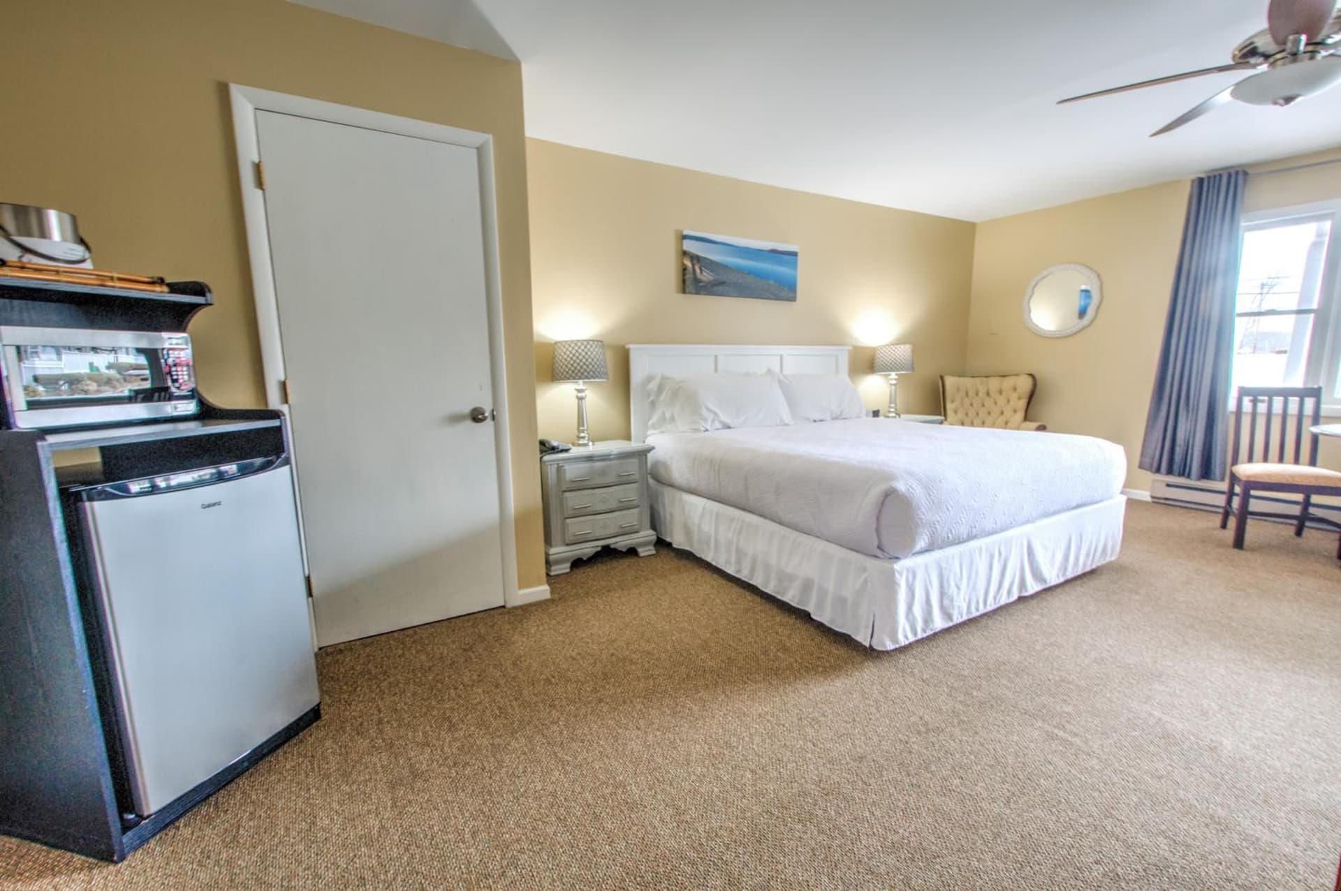 East Shore Lodging gallery photo in Hawley, PA — image 62