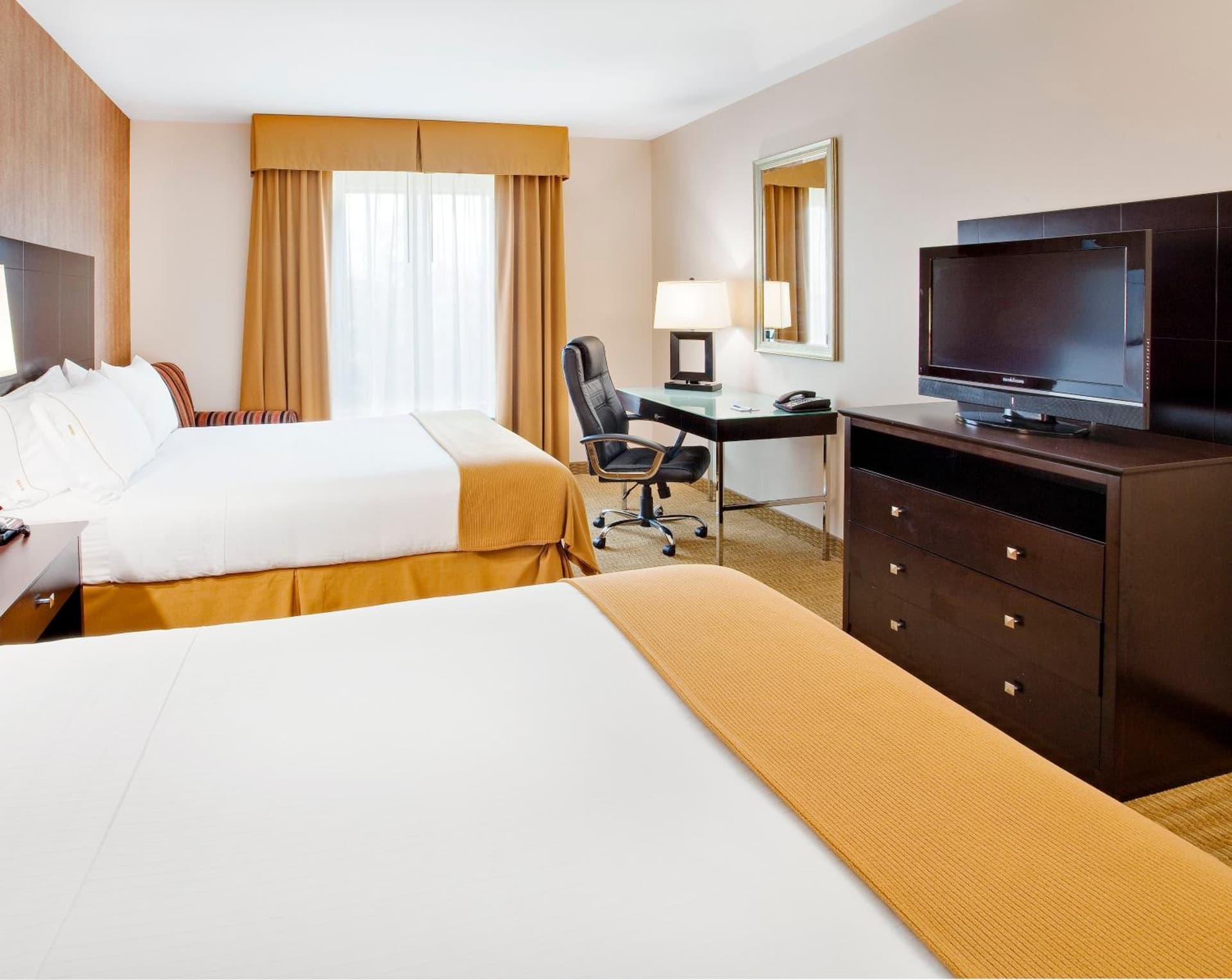 Holiday Inn Express Hotel & Suites Lebanon by IHG gallery photo in Lebanon, PA — image 32
