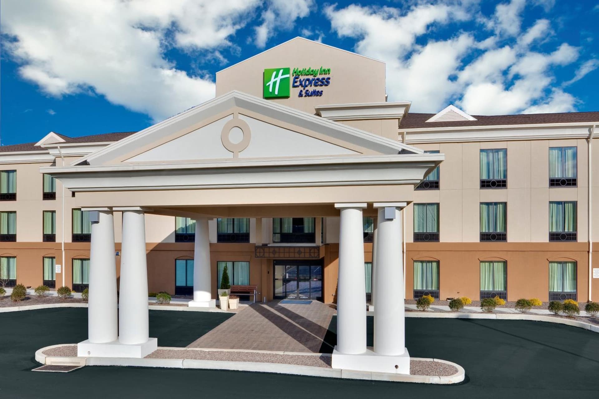Holiday Inn Express Hotel & Suites Lebanon by IHG featured exterior or lobby in Lebanon, PA — similar hotel