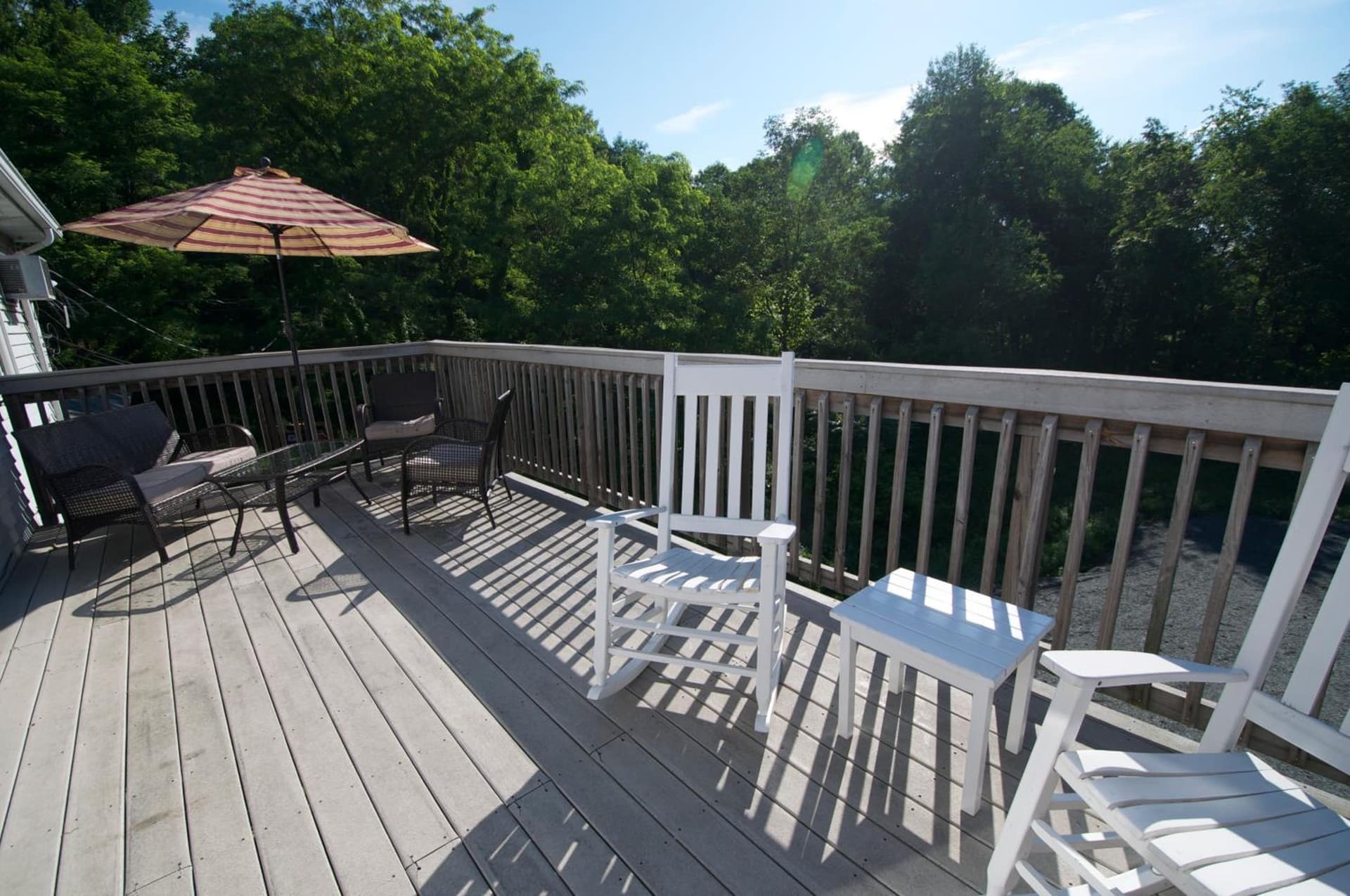East Shore Lodging gallery photo in Hawley, PA — image 57