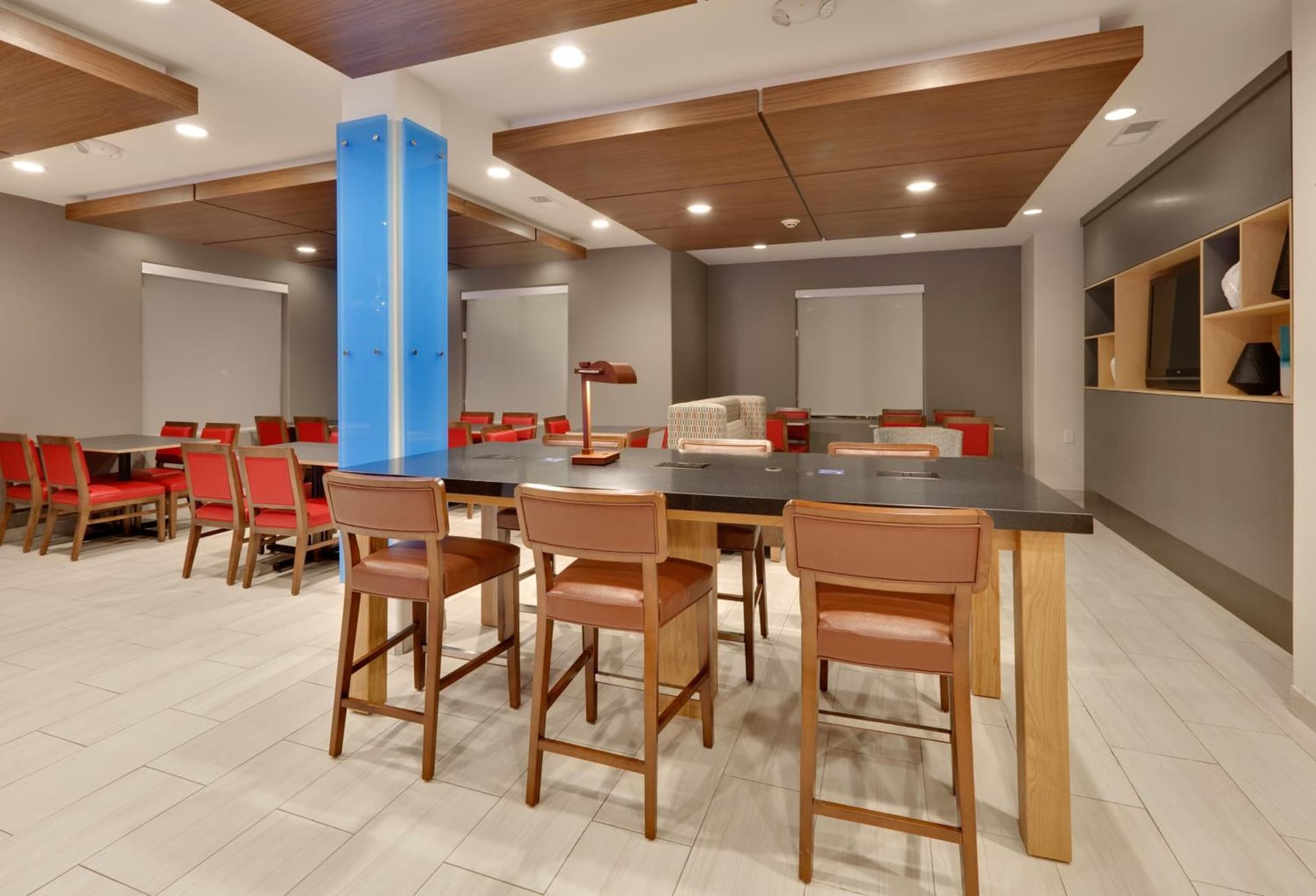 Holiday Inn Express & Suites Dallas - Duncanville by IHG gallery photo in Duncanville, TX — image 24