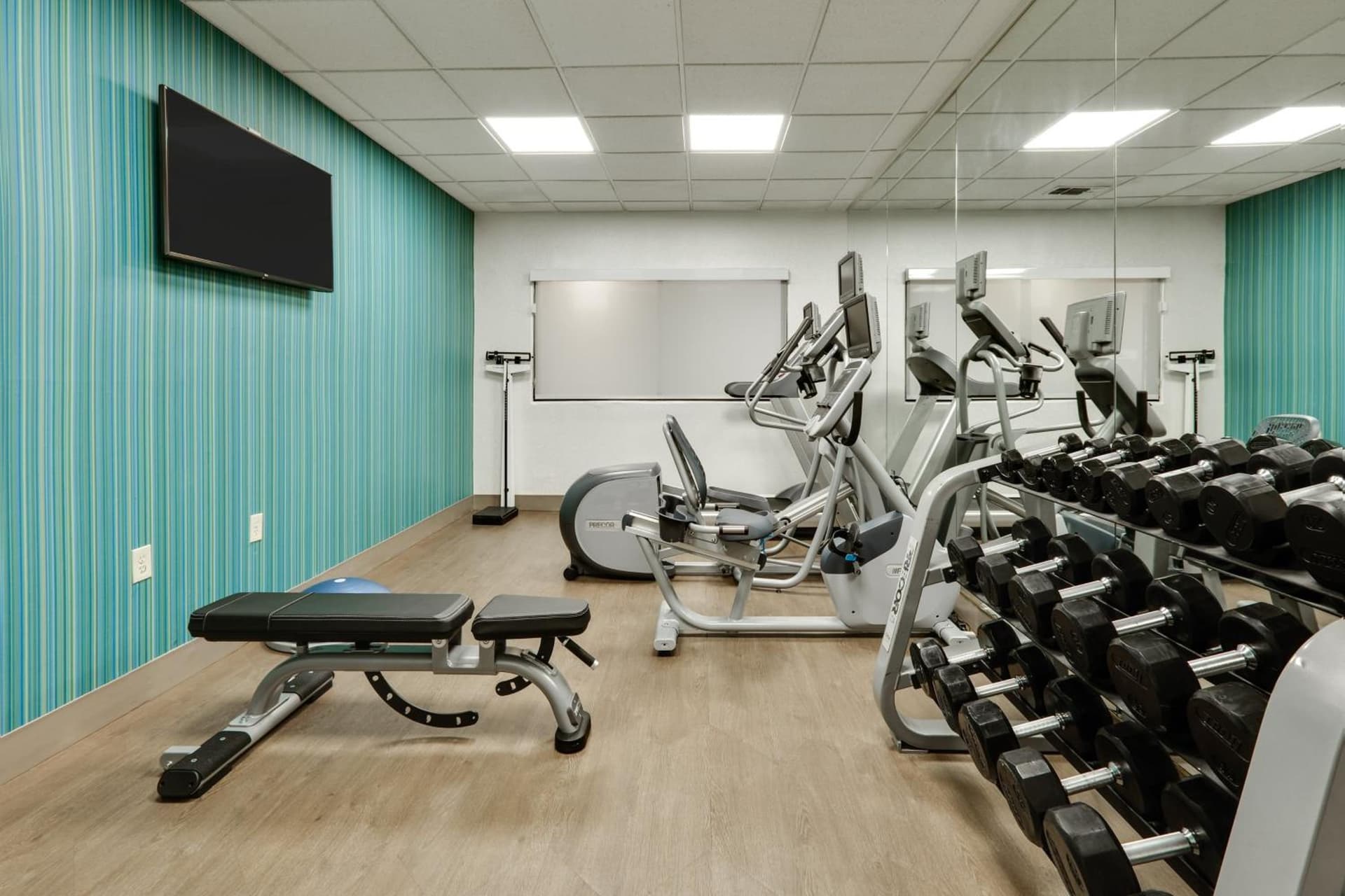 Holiday Inn Express & Suites Dallas - Duncanville by IHG gallery photo in Duncanville, TX — image 27