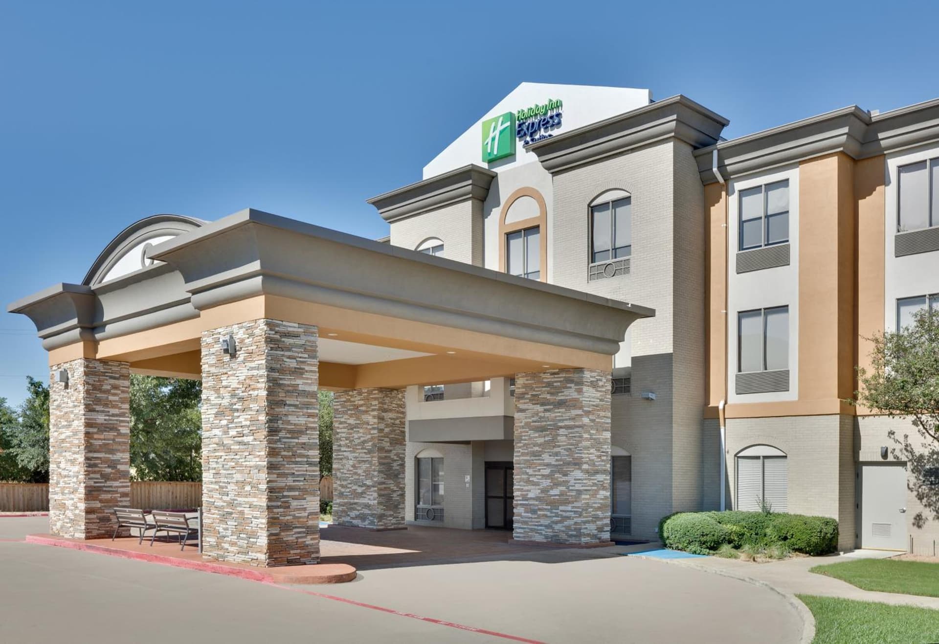 Holiday Inn Express & Suites Dallas - Duncanville by IHG gallery photo in Duncanville, TX — image 38