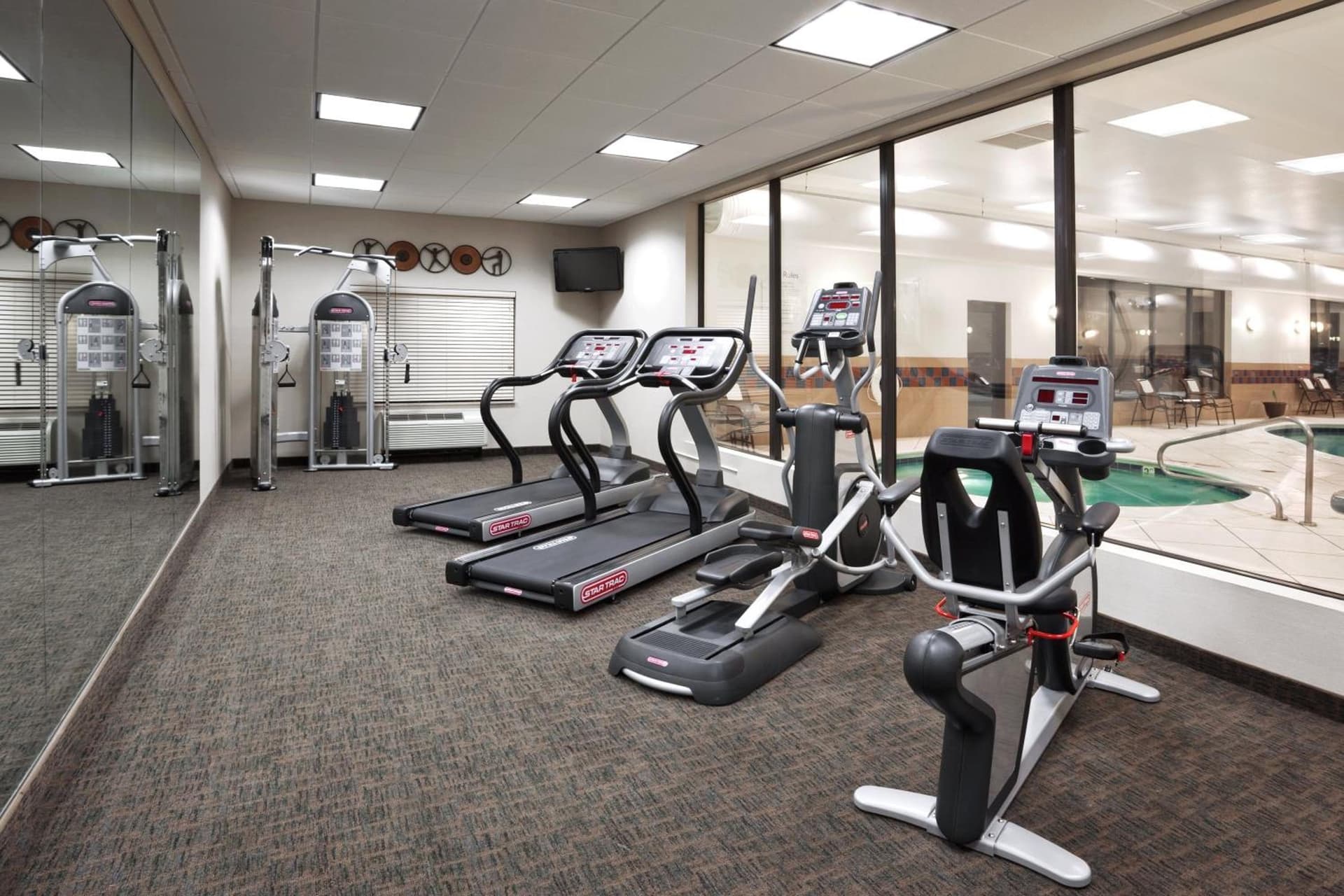 Holiday Inn Express & Suites Zanesville North by IHG property views in Zanesville, OH — gallery photo 3