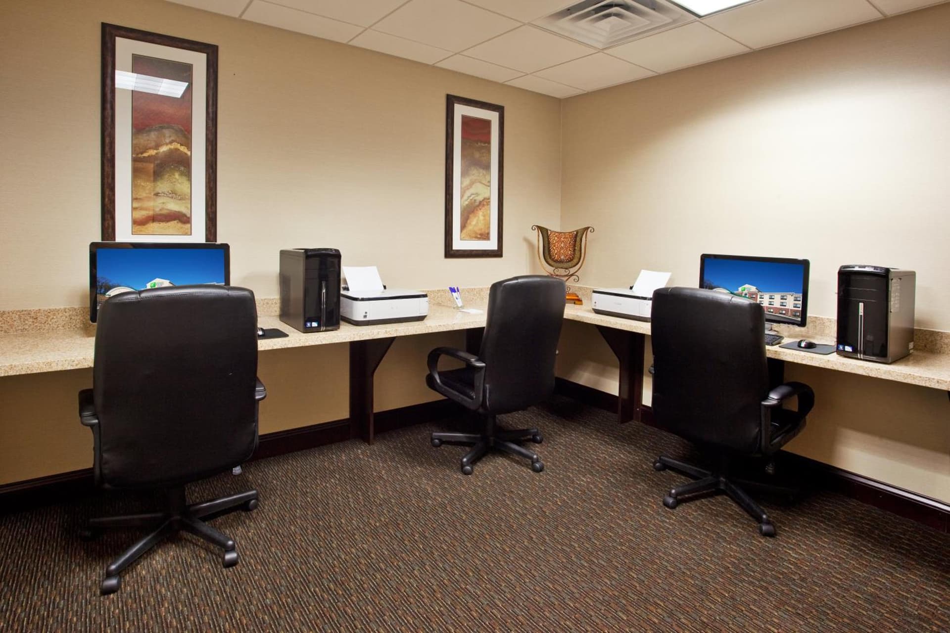 Holiday Inn Express & Suites Zanesville North by IHG gallery photo in Zanesville, OH — image 20