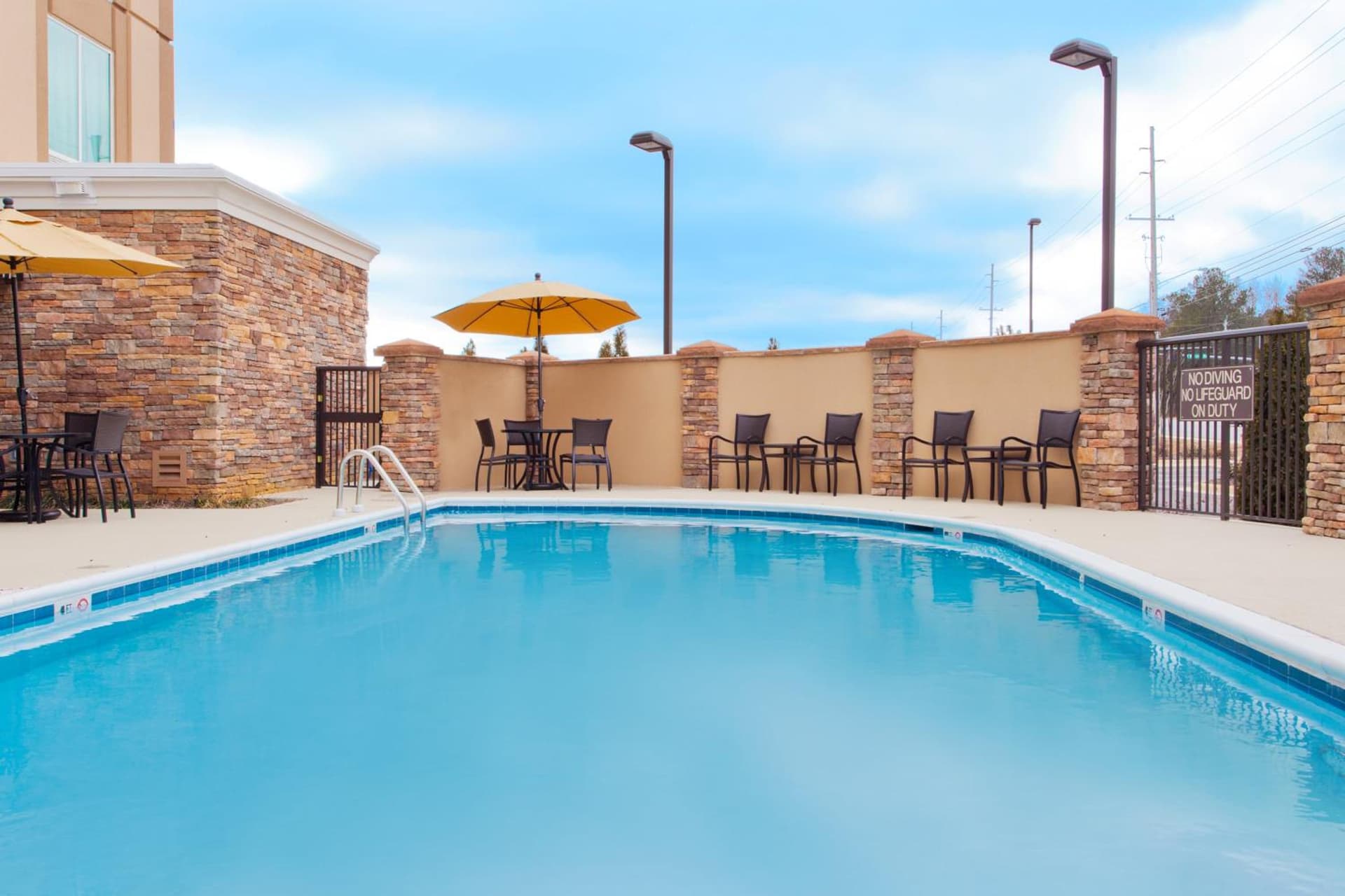 Holiday Inn Express Hotel & Suites Huntsville West - Research Park by IHG interior in Huntsville, AL — gallery photo 2