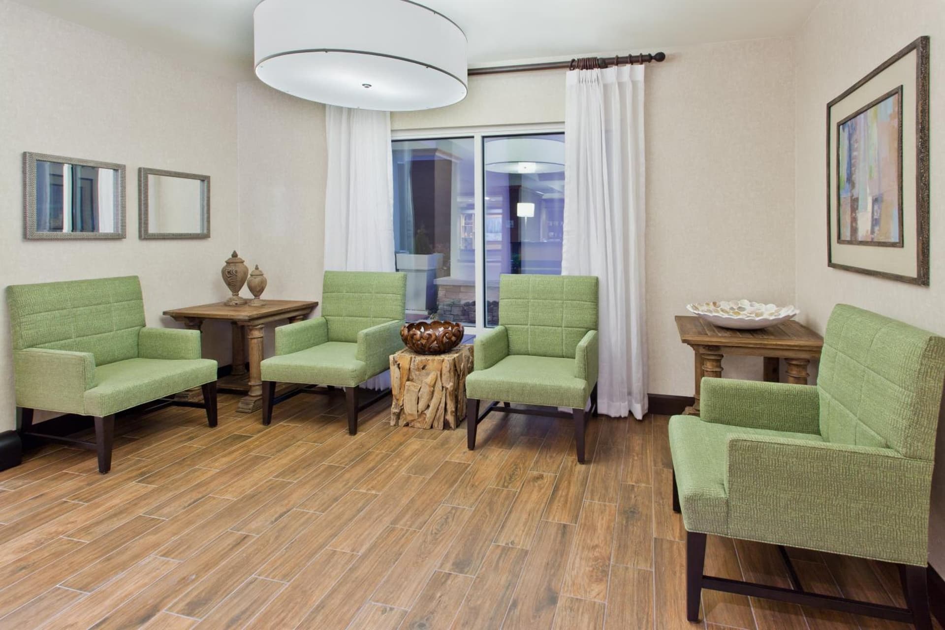 Holiday Inn Express Hotel & Suites Huntsville West - Research Park by IHG gallery photo in Huntsville, AL — image 8