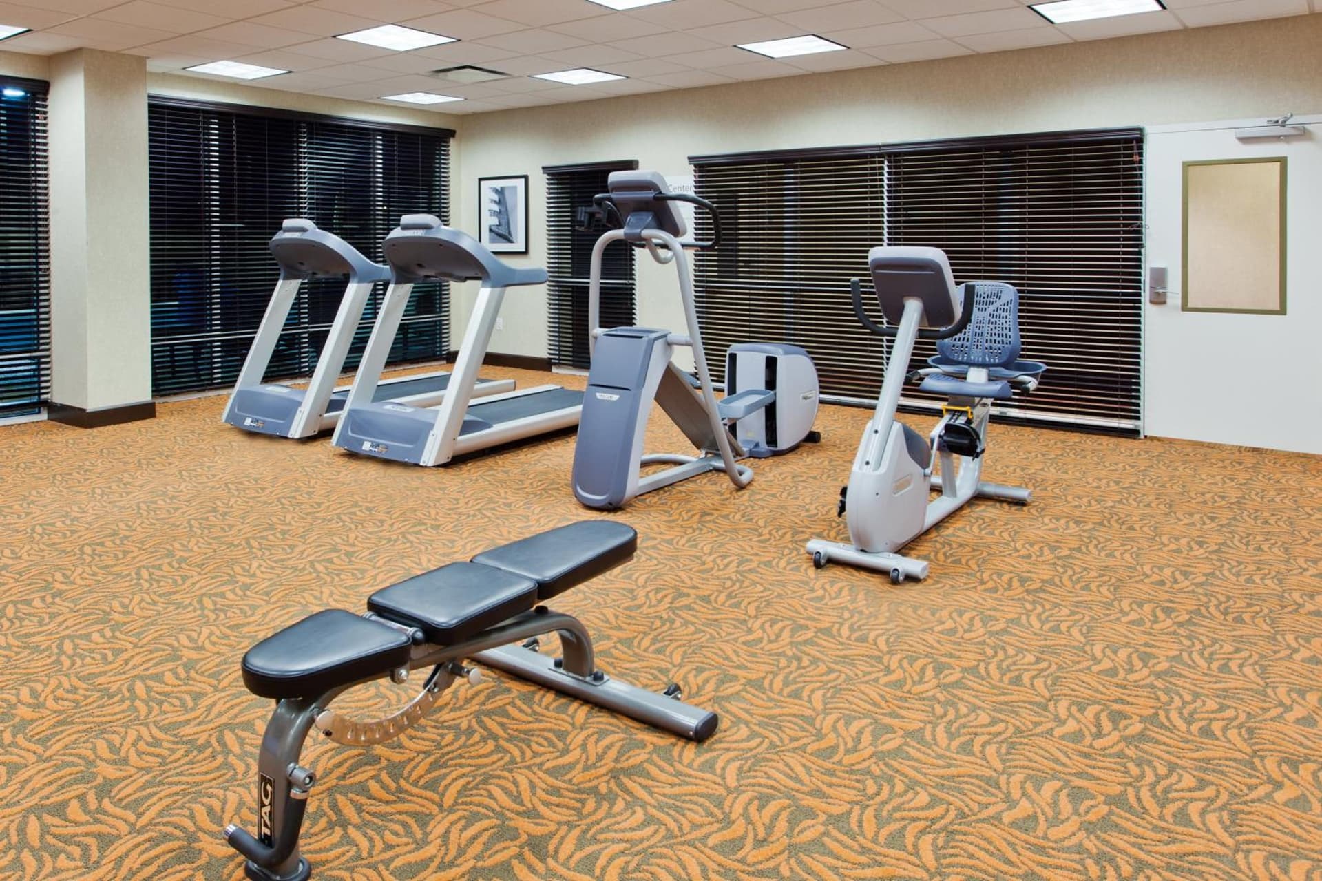 Holiday Inn Express Hotel & Suites Huntsville West - Research Park by IHG gallery photo in Huntsville, AL — image 17
