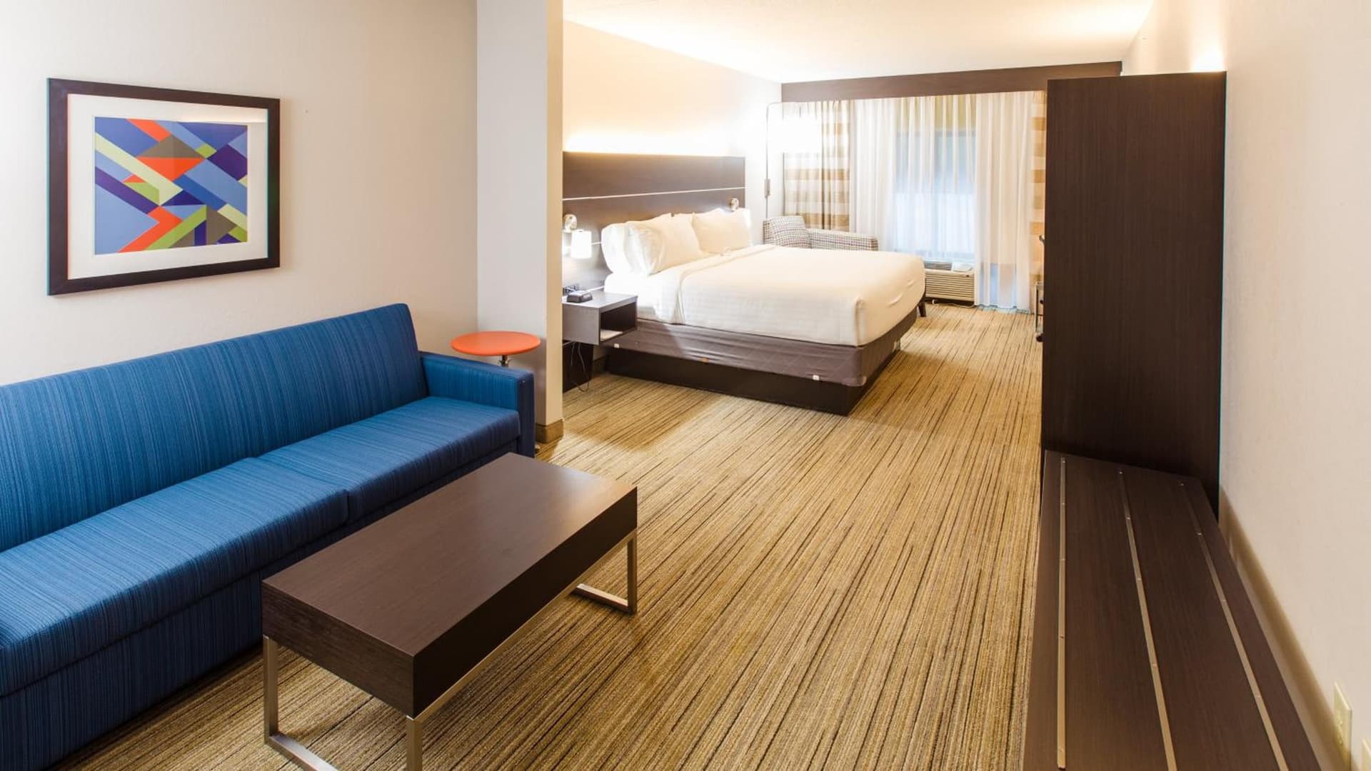 Holiday Inn Express Hotel & Suites Harriman by IHG property views in Harriman, TN — gallery photo 3