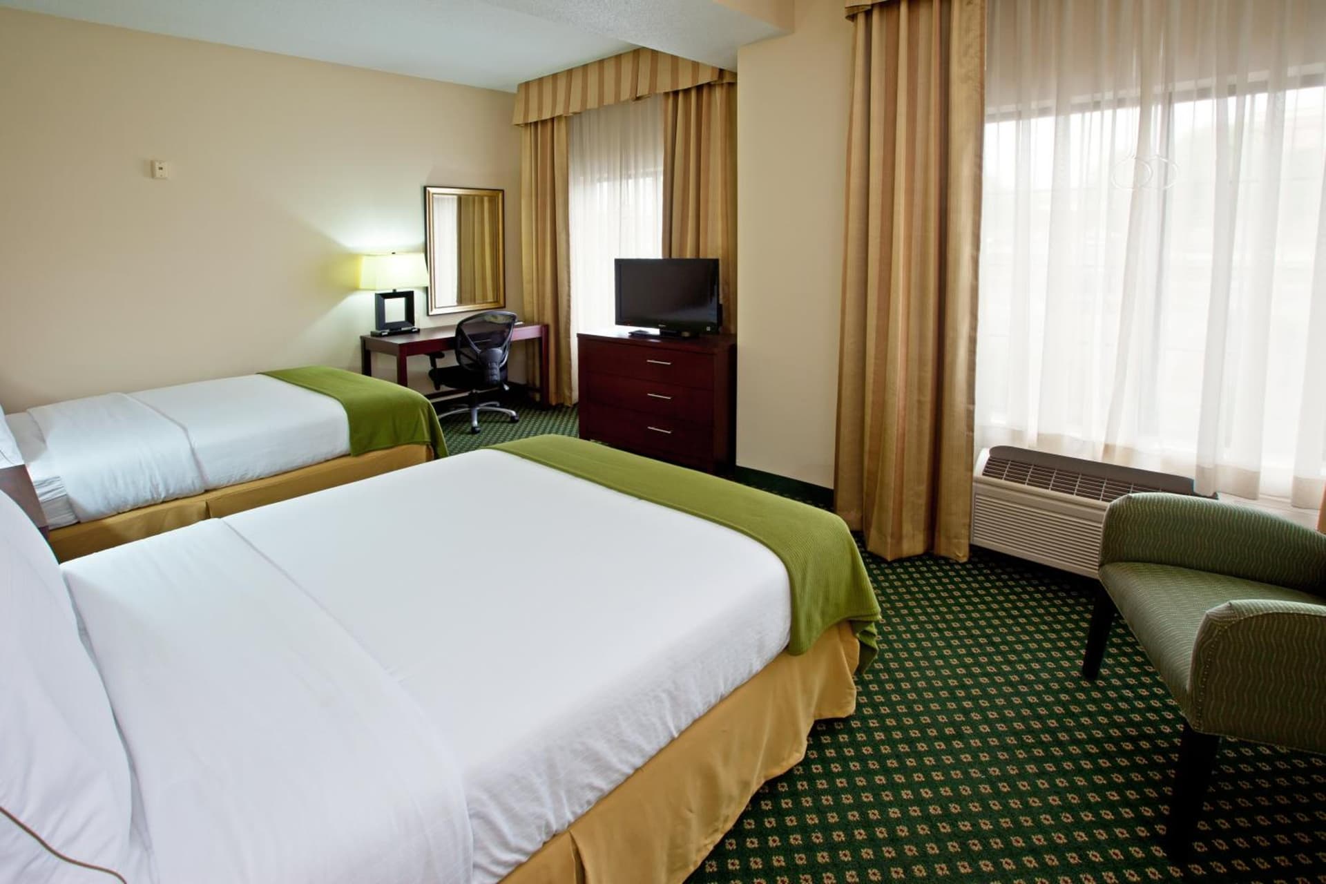 Holiday Inn Express & Suites Indianapolis - East by IHG gallery photo in Indianapolis, IN — image 15