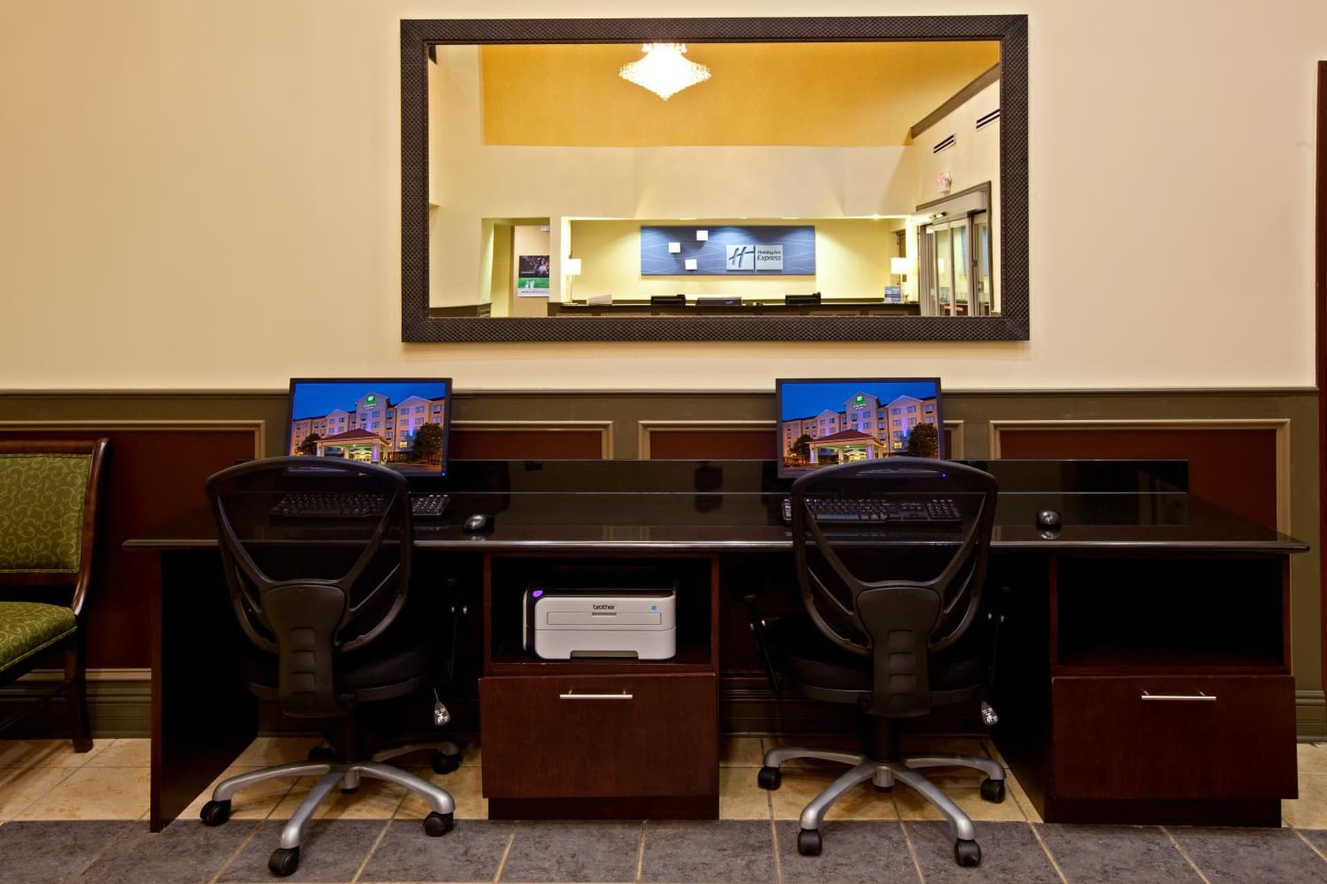 Holiday Inn Express & Suites Indianapolis - East by IHG gallery photo in Indianapolis, IN — image 23