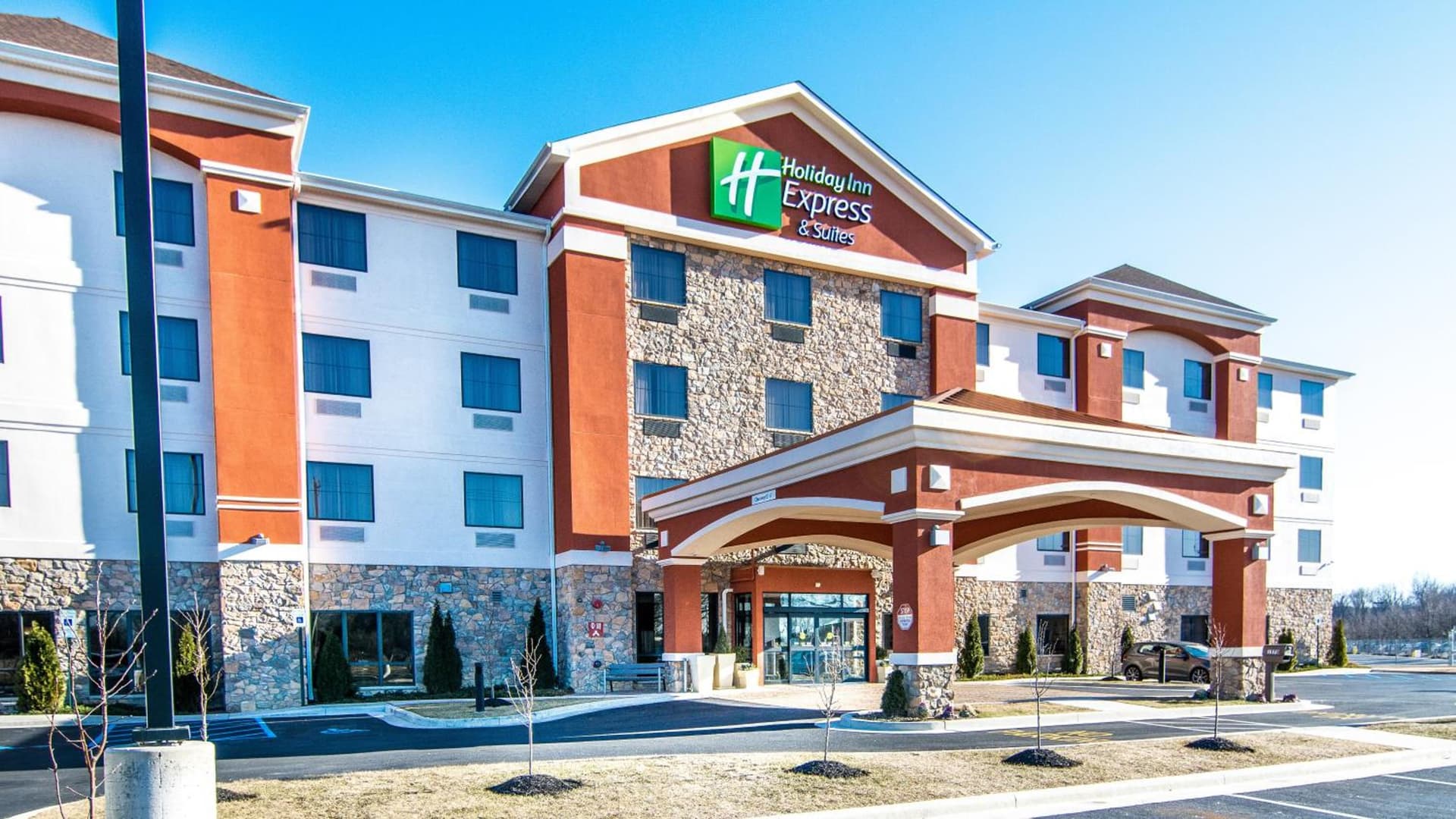 Holiday Inn Express & Suites Elkton - University Area by IHG featured exterior or lobby in Elkton, MD — similar hotel