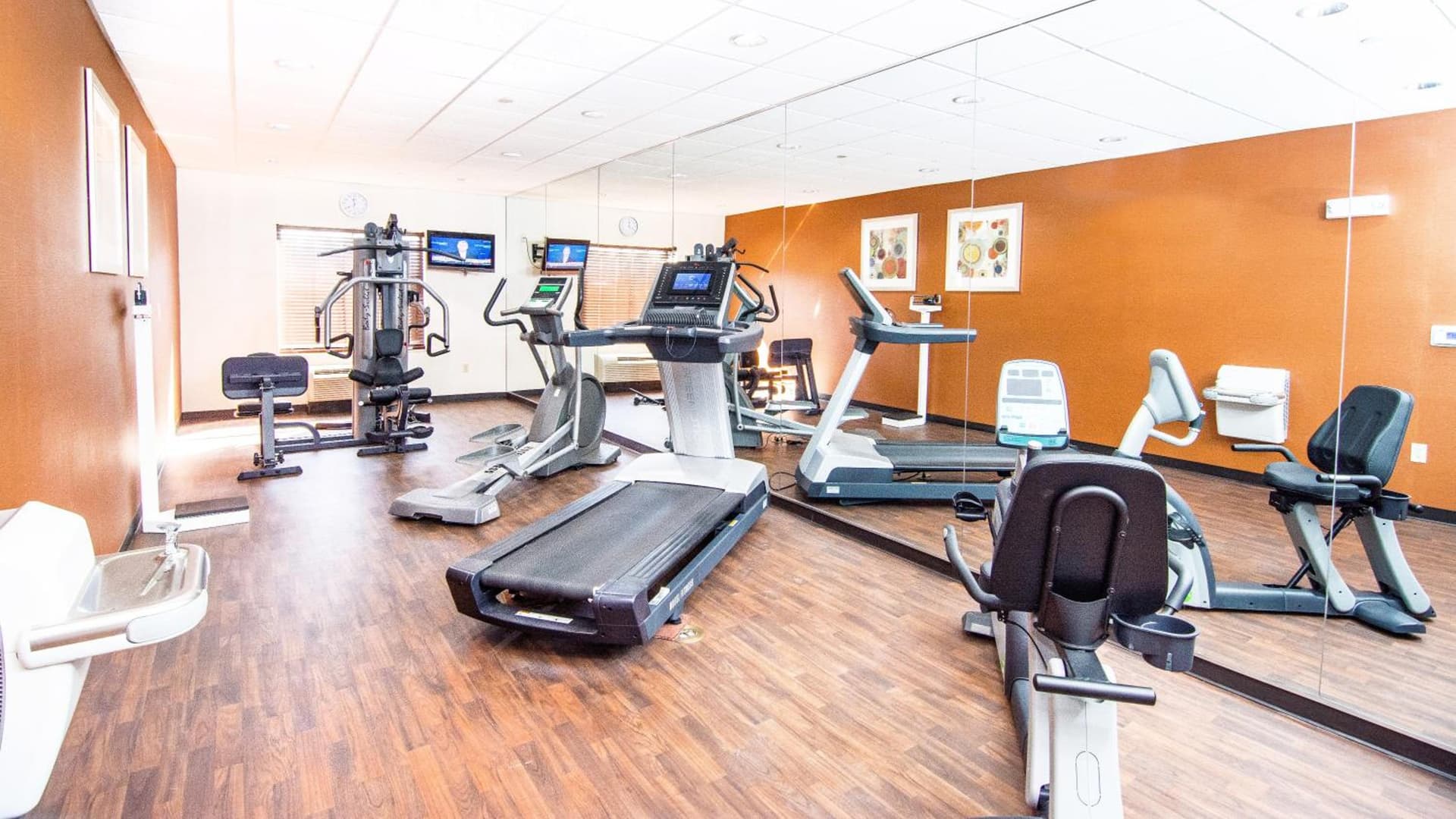 Holiday Inn Express & Suites Elkton - University Area by IHG gallery photo in Elkton, MD — image 10