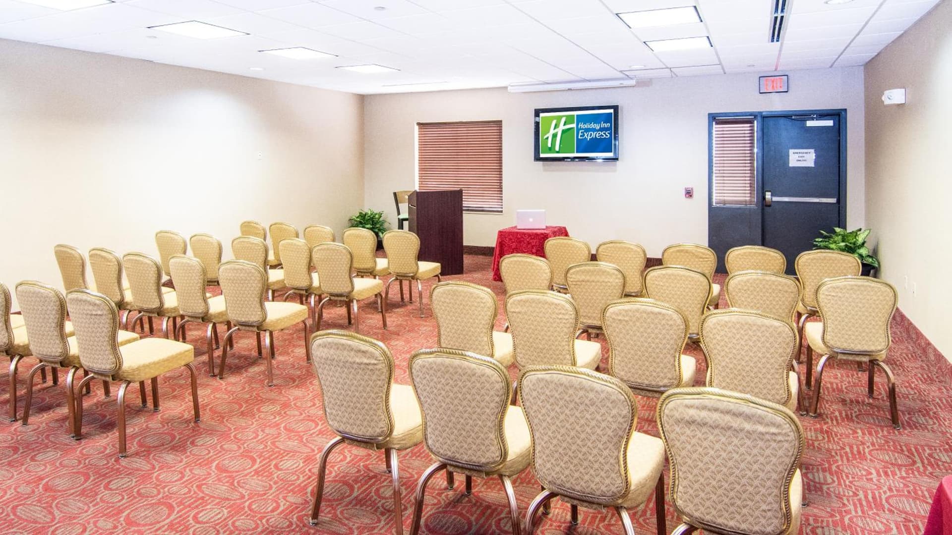 Holiday Inn Express & Suites Elkton - University Area by IHG gallery photo in Elkton, MD — image 15