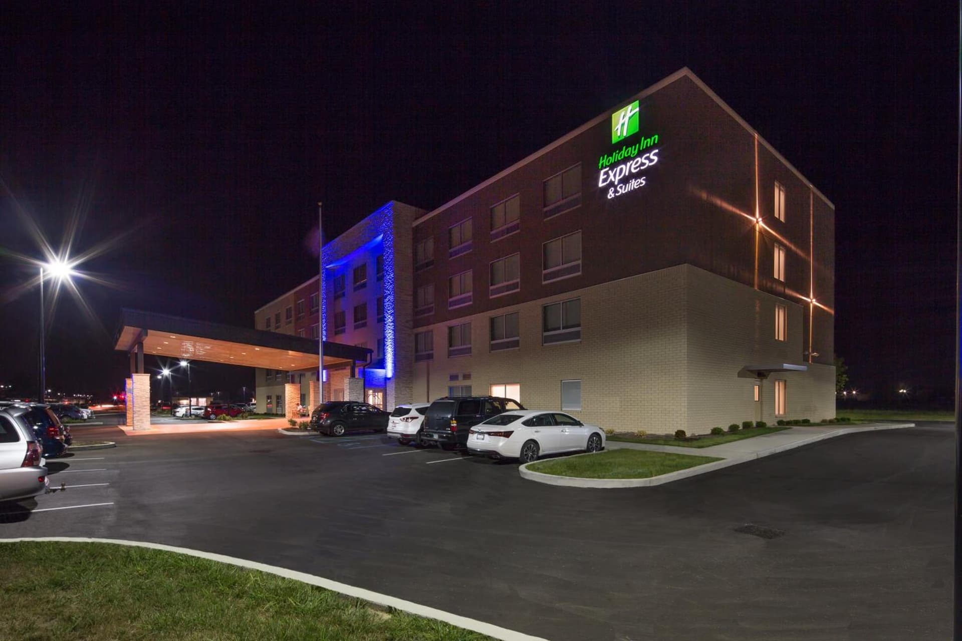 Holiday Inn Express & Suites - Indianapolis NW - Zionsville by IHG featured exterior or lobby in Whitestown, IN — similar hotel