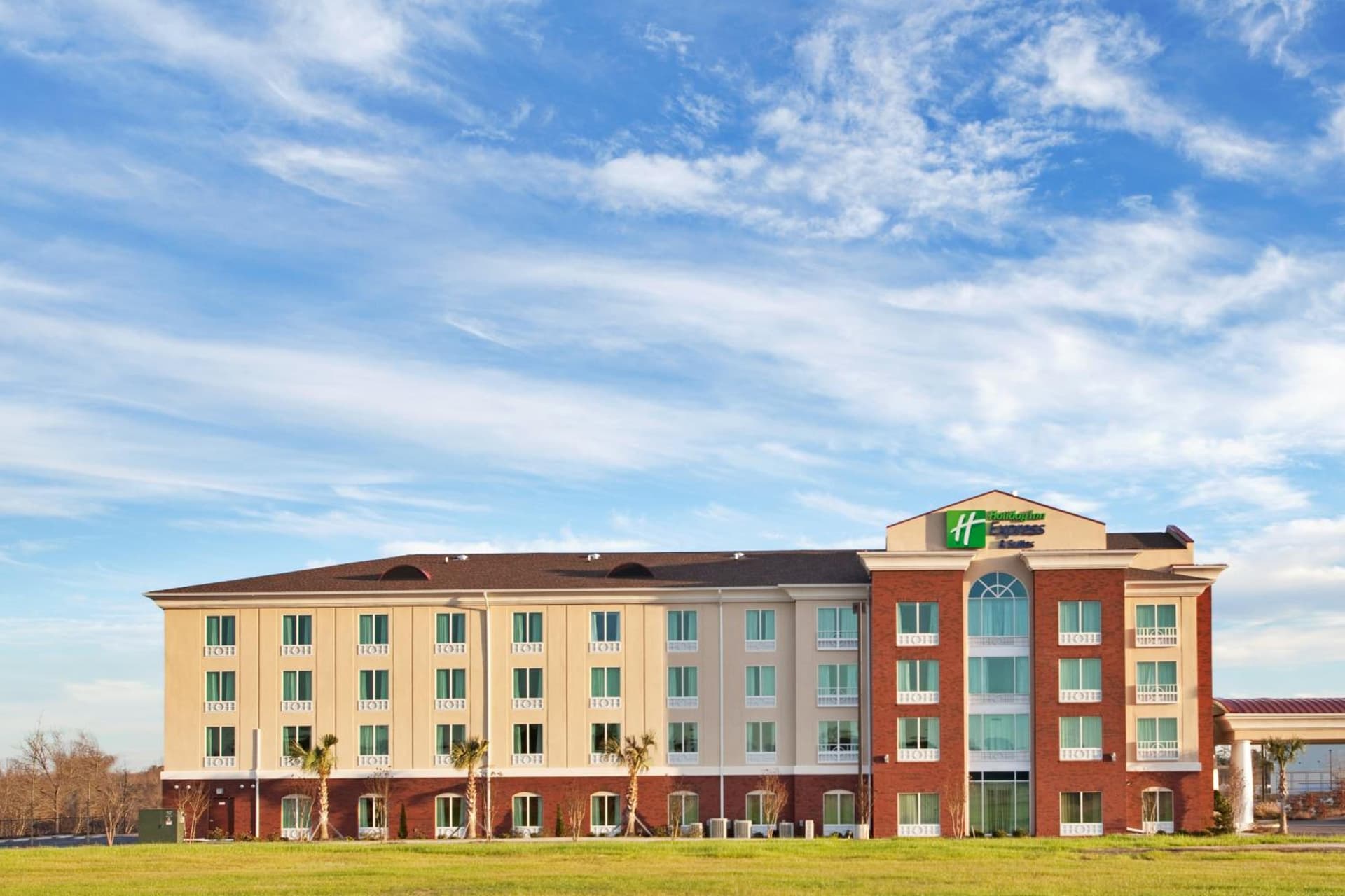 Holiday Inn Express and Suites Newberry by IHG featured exterior or lobby in Newberry, SC — similar hotel