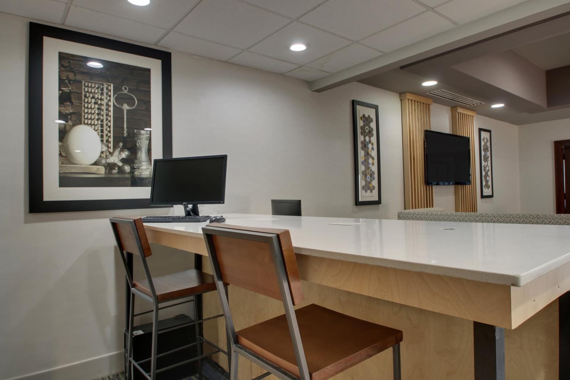 Holiday Inn Express Hotel & Suites Middleboro Raynham by IHG gallery photo in Middleboro, MA — image 13