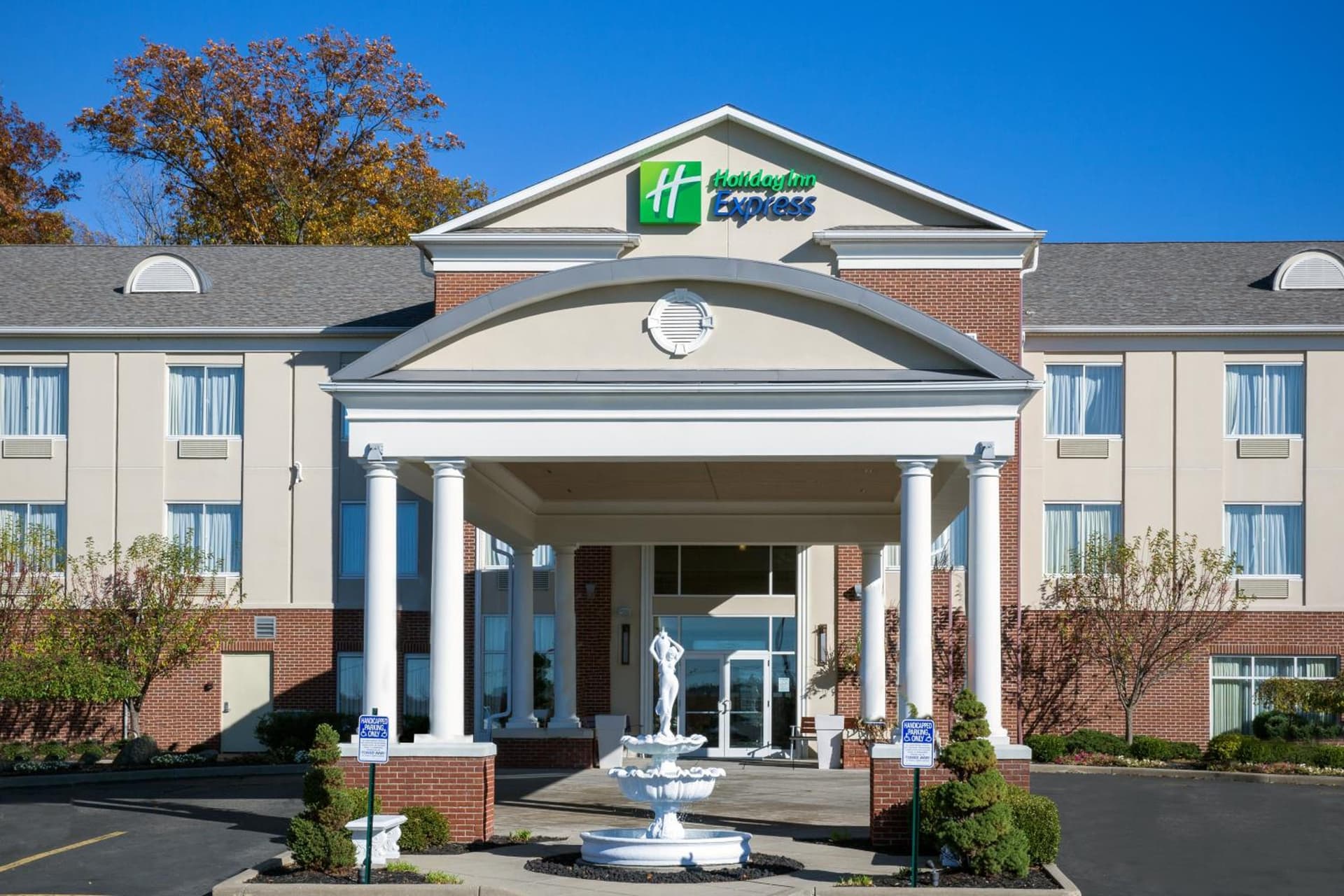 Holiday Inn Express Hotel & Suites Youngstown North-Warren/Niles by IHG gallery photo in Warren, OH — image 32