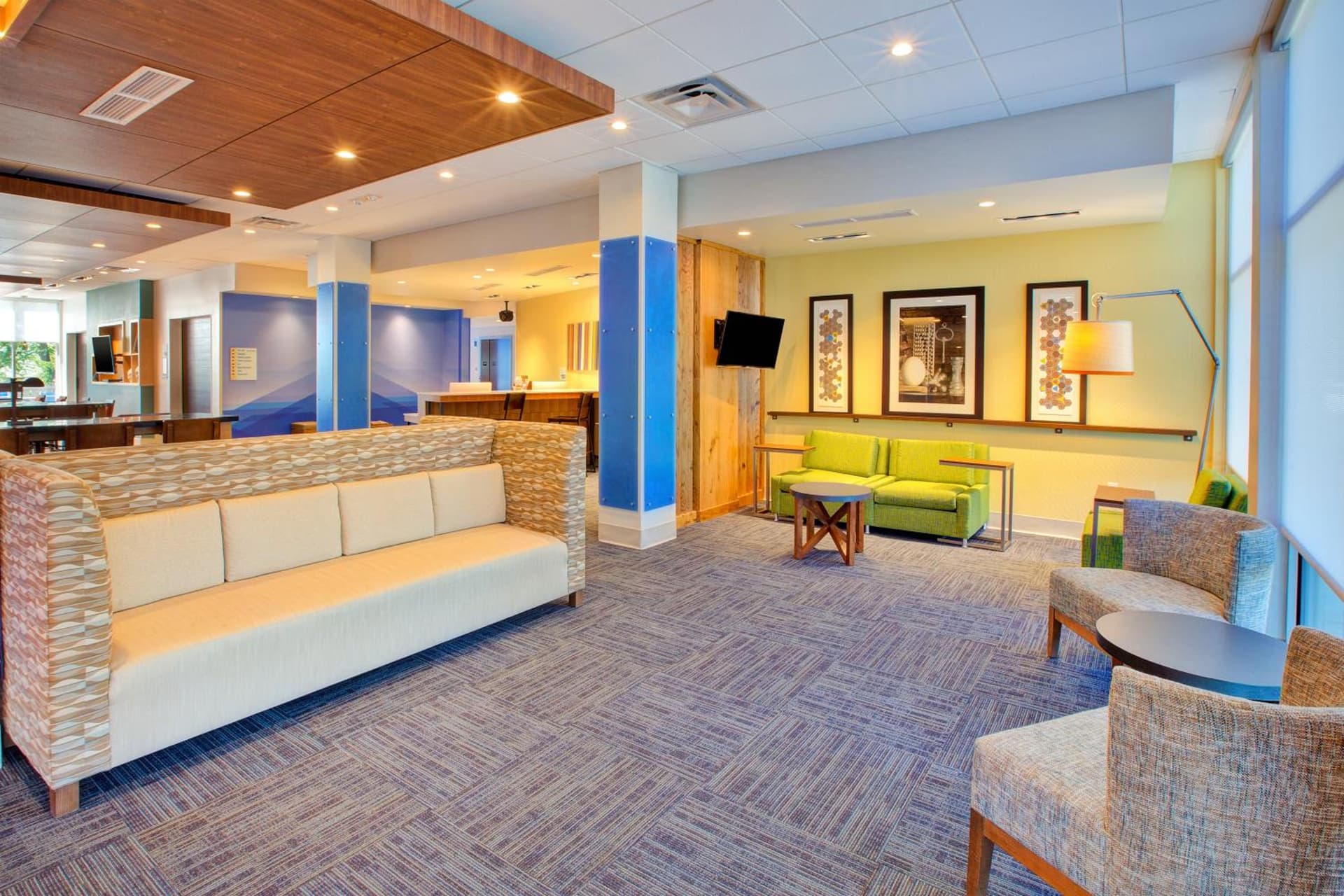 Holiday Inn Express & Suites New Castle by IHG gallery photo in New Castle, PA — image 41