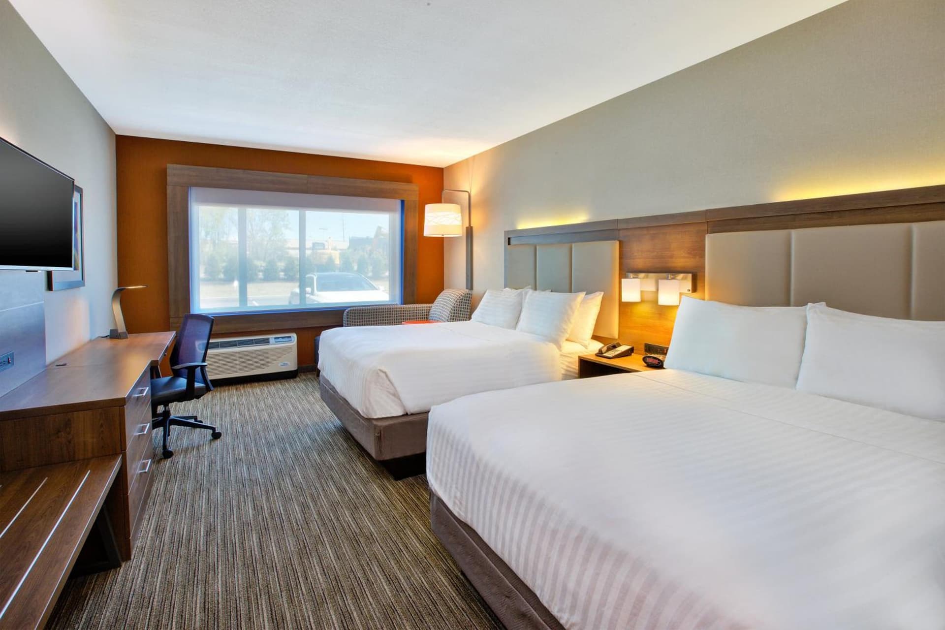 Holiday Inn Express & Suites New Castle by IHG gallery photo in New Castle, PA — image 44