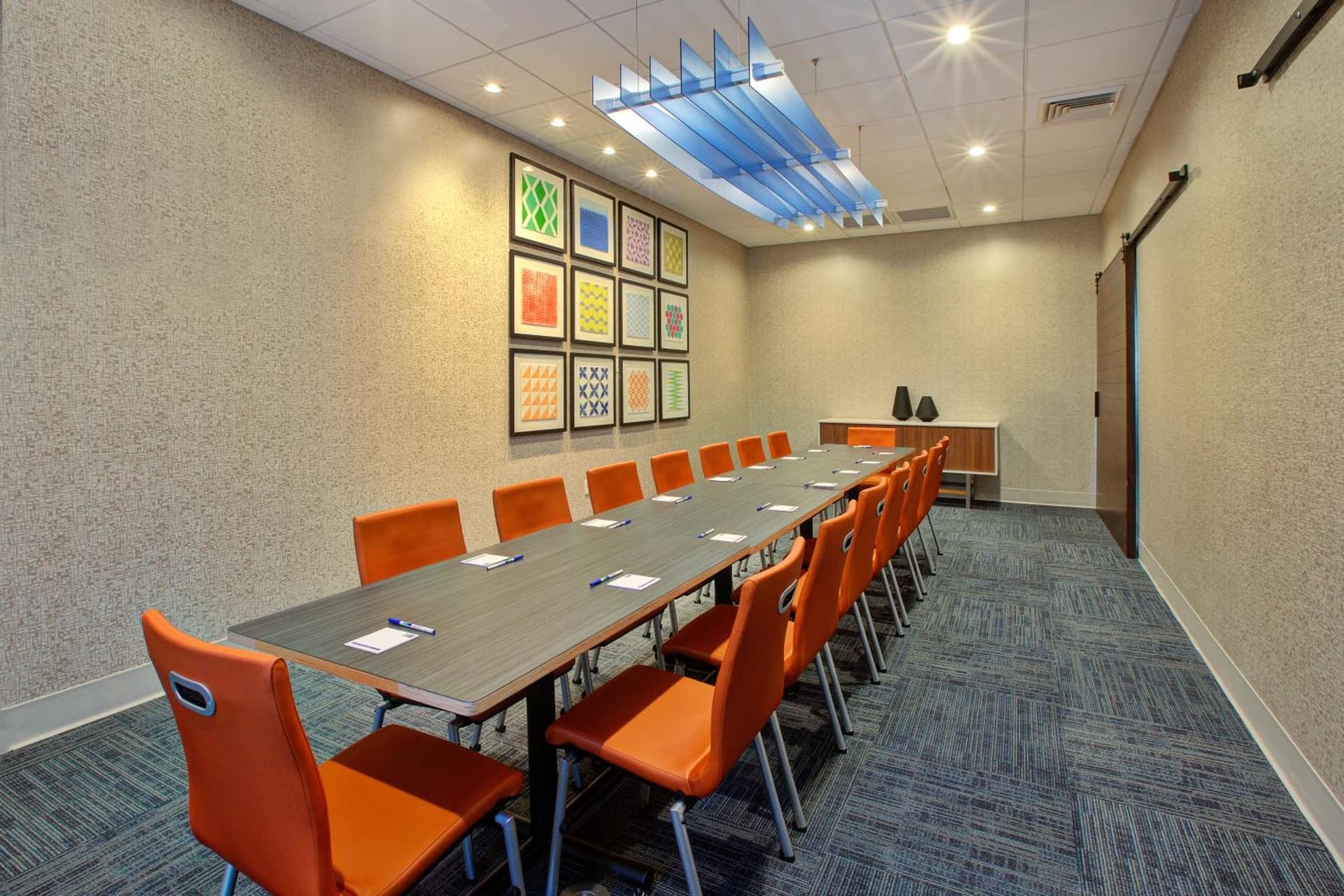 Holiday Inn Express & Suites New Castle by IHG gallery photo in New Castle, PA — image 35