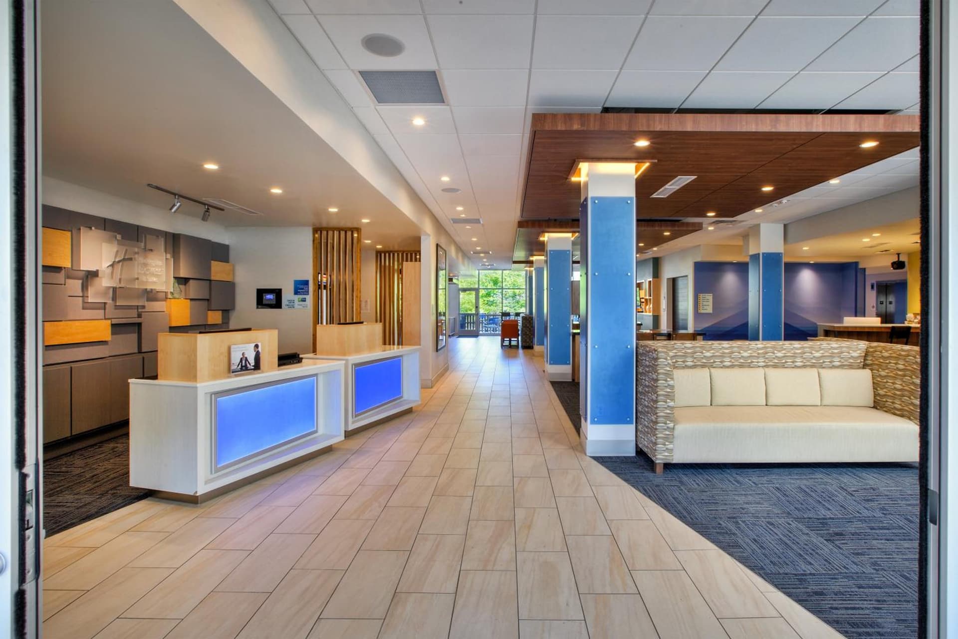 Holiday Inn Express & Suites New Castle by IHG gallery photo in New Castle, PA — image 22
