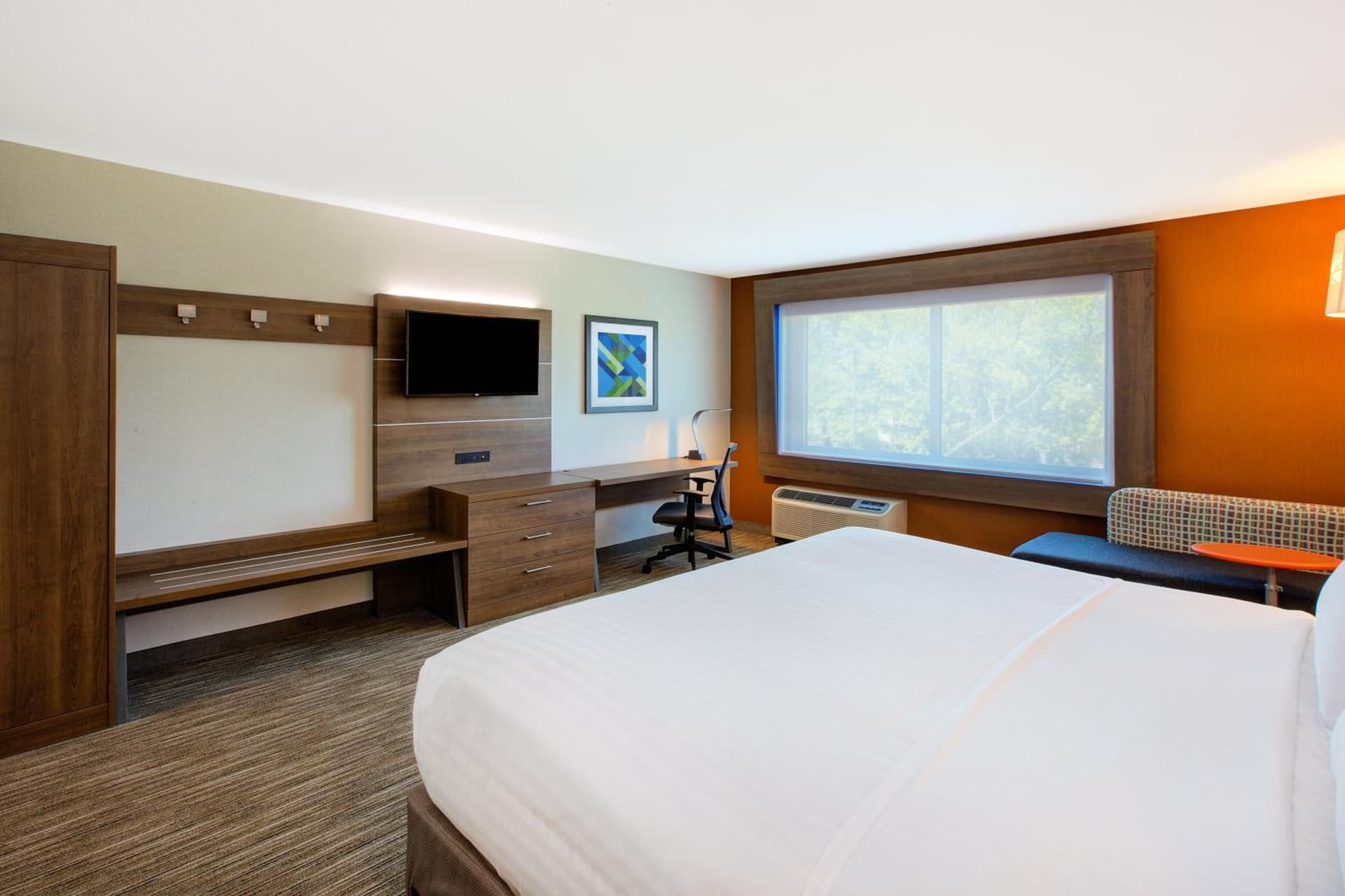Holiday Inn Express & Suites New Castle by IHG gallery photo in New Castle, PA — image 32