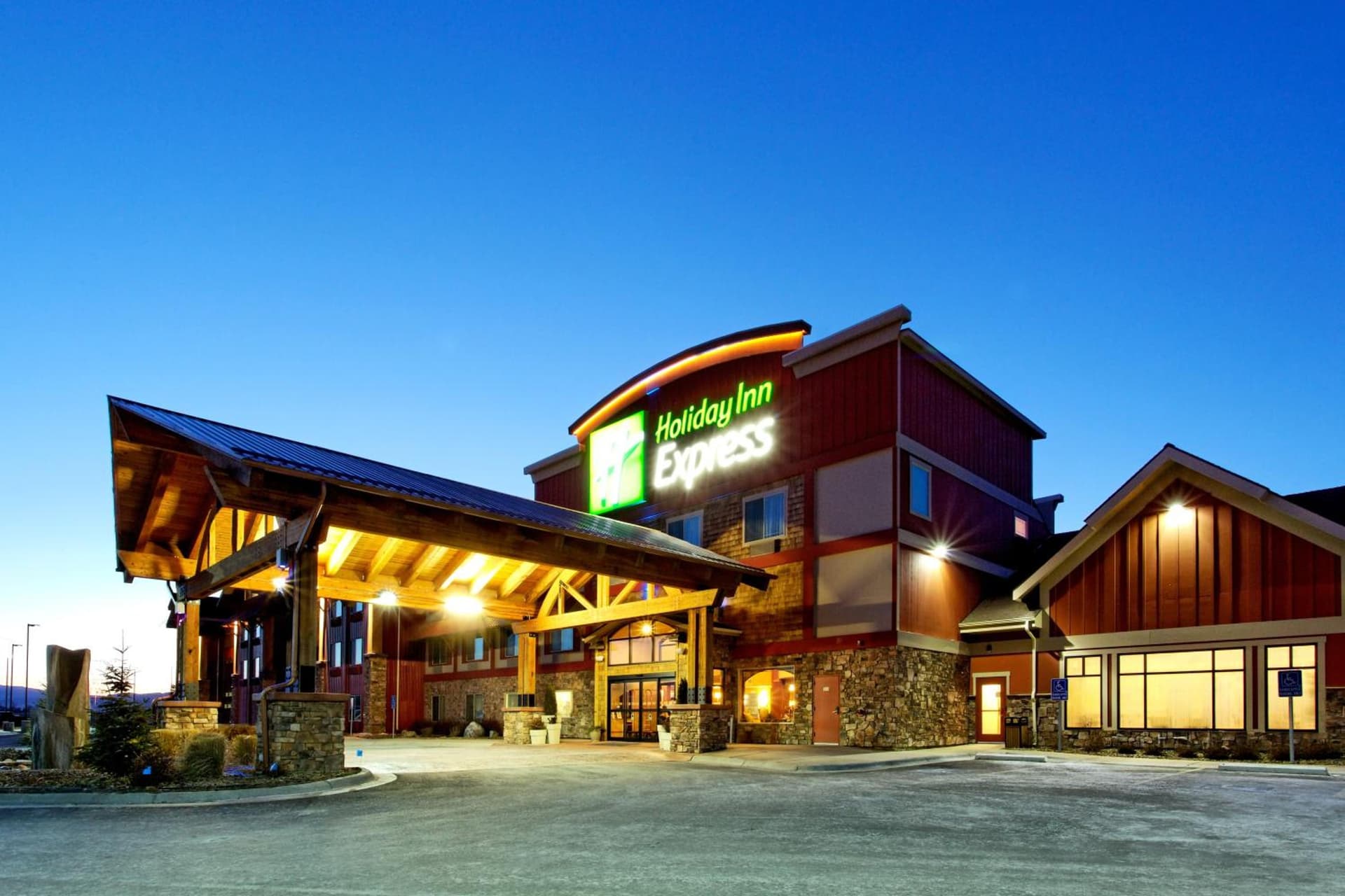 Holiday Inn Express Hotel & Suites Kalispell by IHG featured exterior or lobby in Kalispell, MT — similar hotel