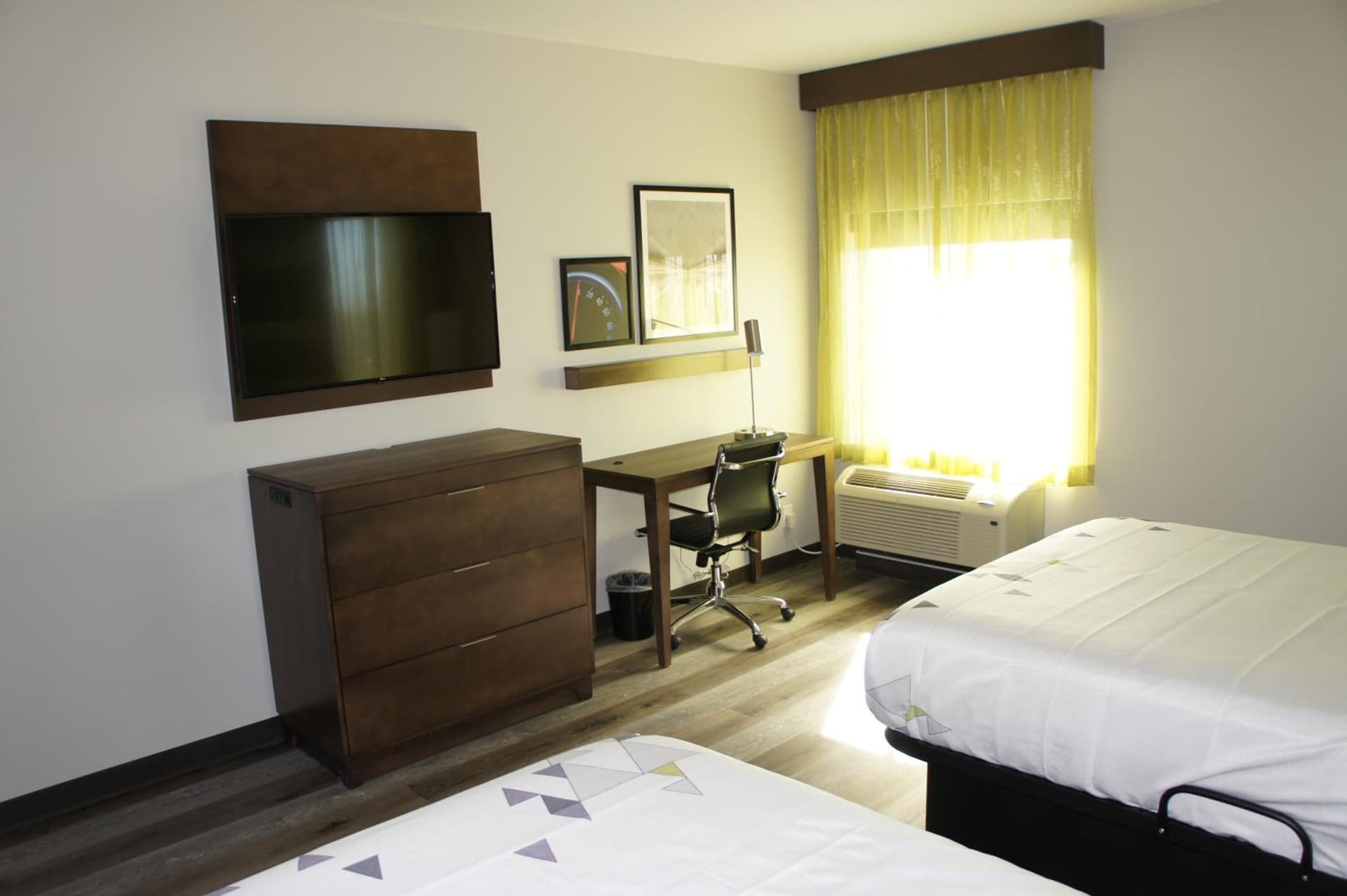 La Quinta Inn & Suites by Wyndham Braselton gallery photo in Braselton, GA — image 73