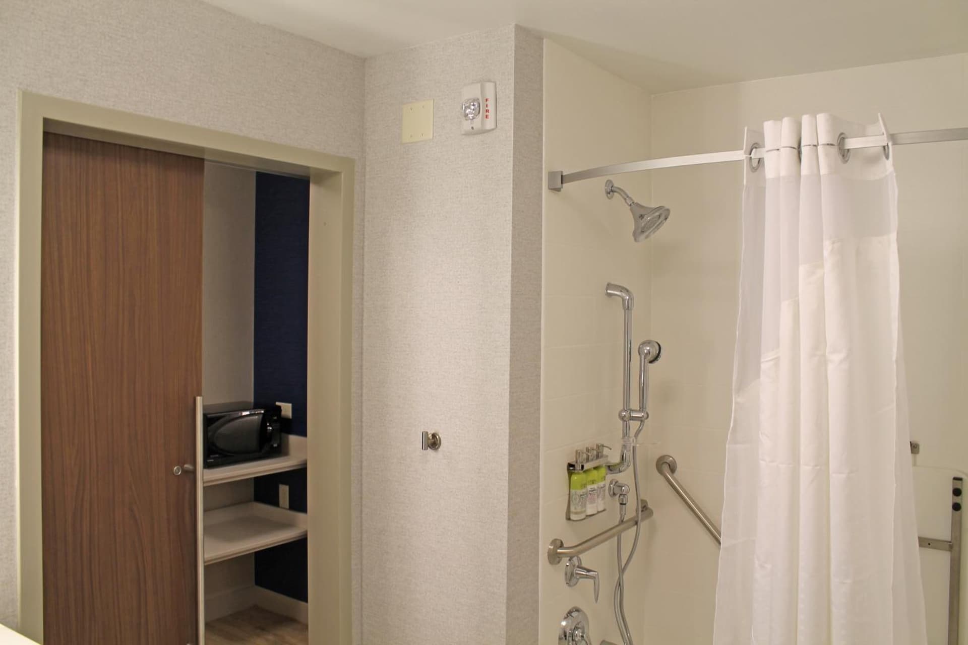 Holiday Inn Express & Suites - St. Louis South - I-55 by IHG gallery photo in Mattese, MO — image 57