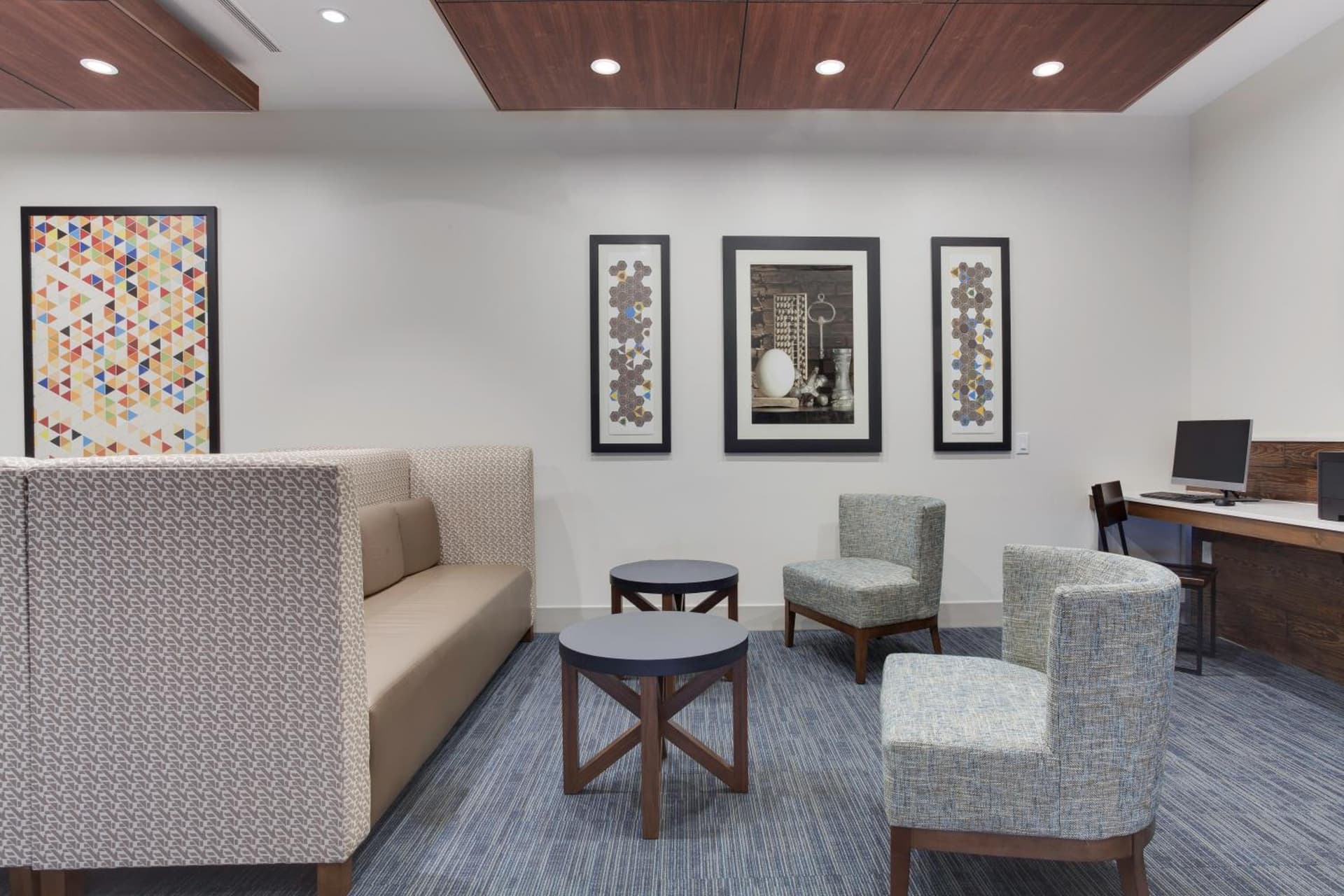 Holiday Inn Express Hotel & Suites Fort Lauderdale Airport/Cruise Port by IHG gallery photo in Fort Lauderdale, FL — image 16