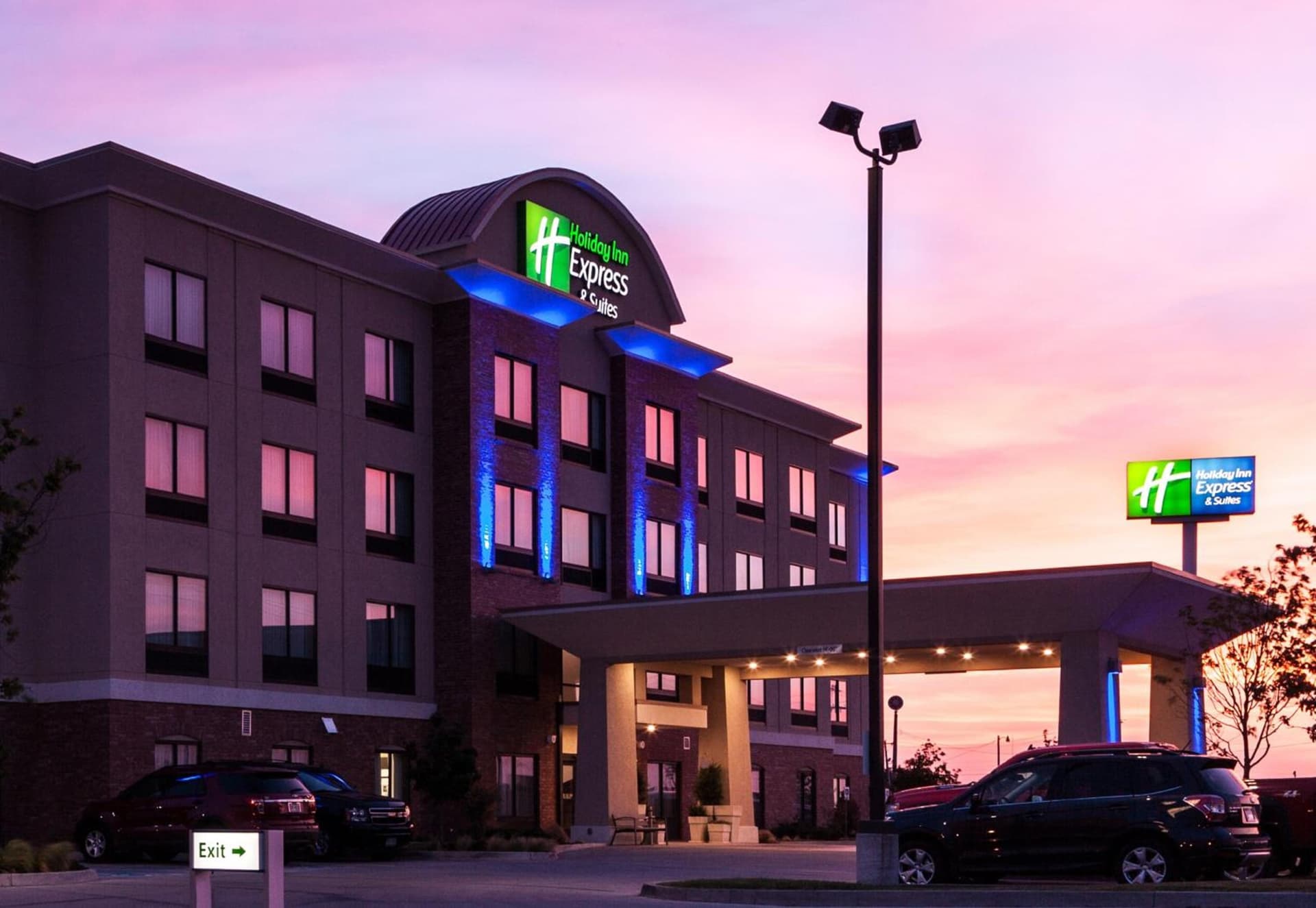 Holiday Inn Express El Reno by IHG featured exterior or lobby in El Reno, OK — similar hotel