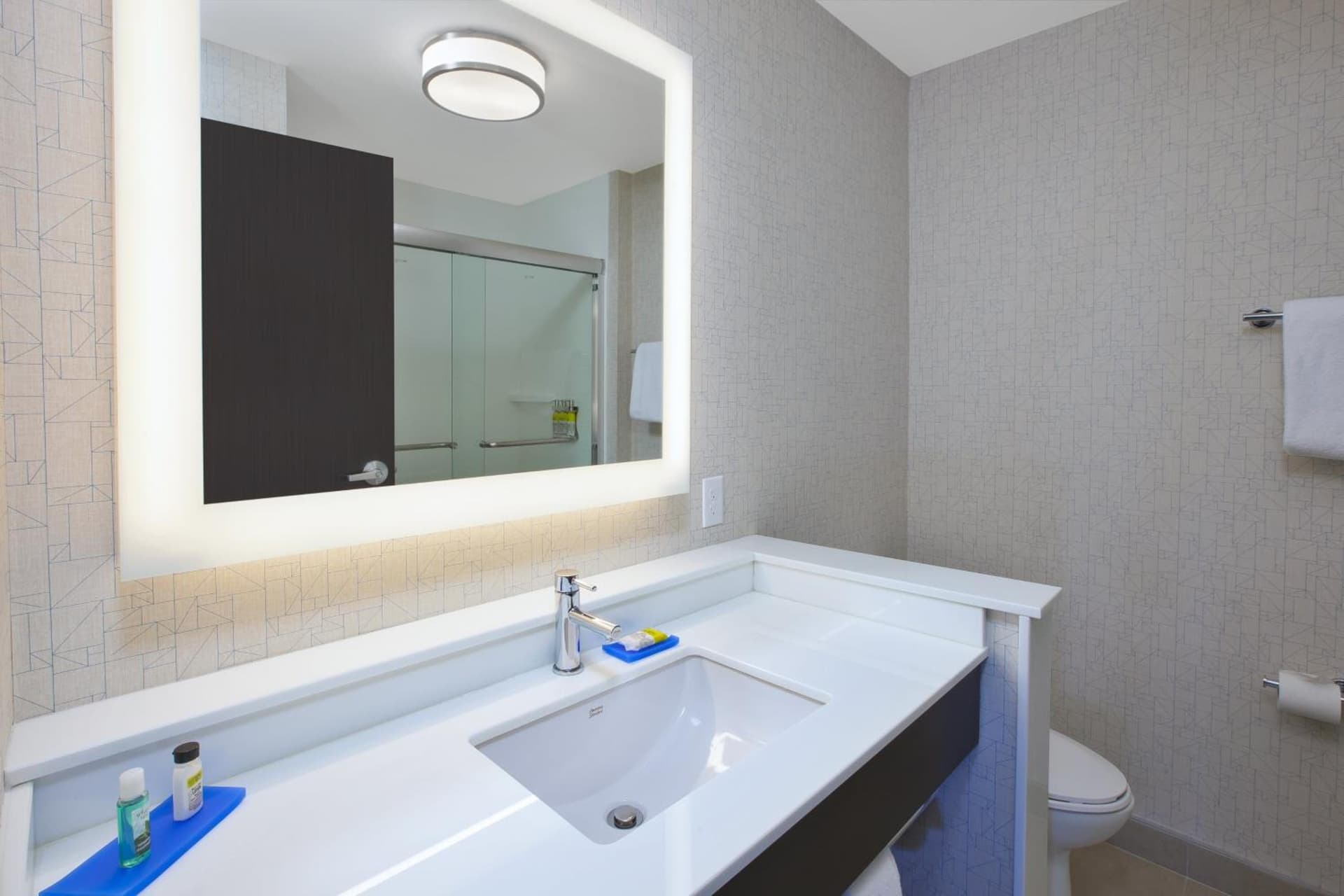 Holiday Inn Express - Auburn Hills South by IHG gallery photo in Auburn Hills, MI — image 22