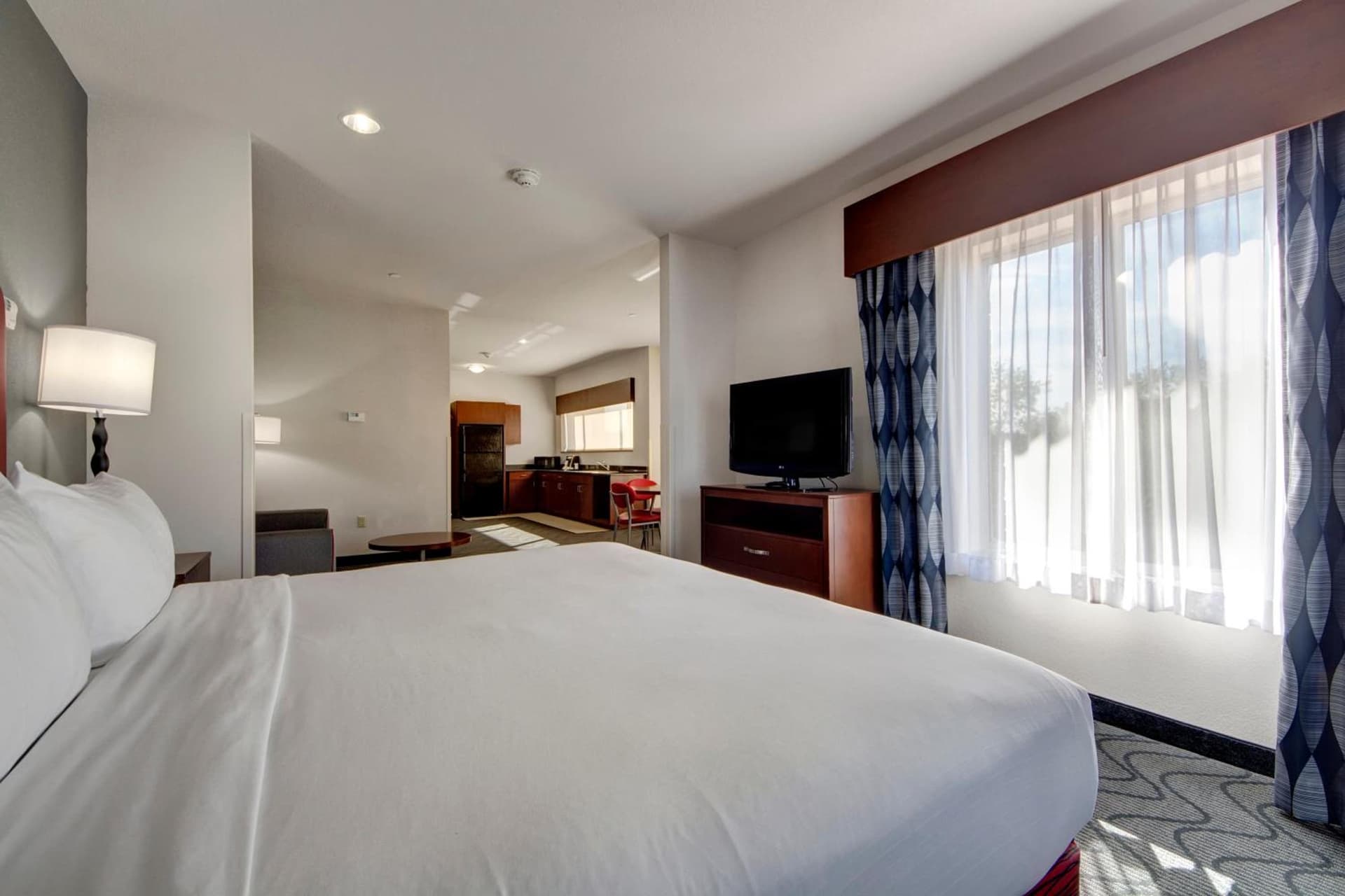 Holiday Inn Express and Suites Oklahoma City North by IHG gallery photo in Oklahoma City, OK — image 22