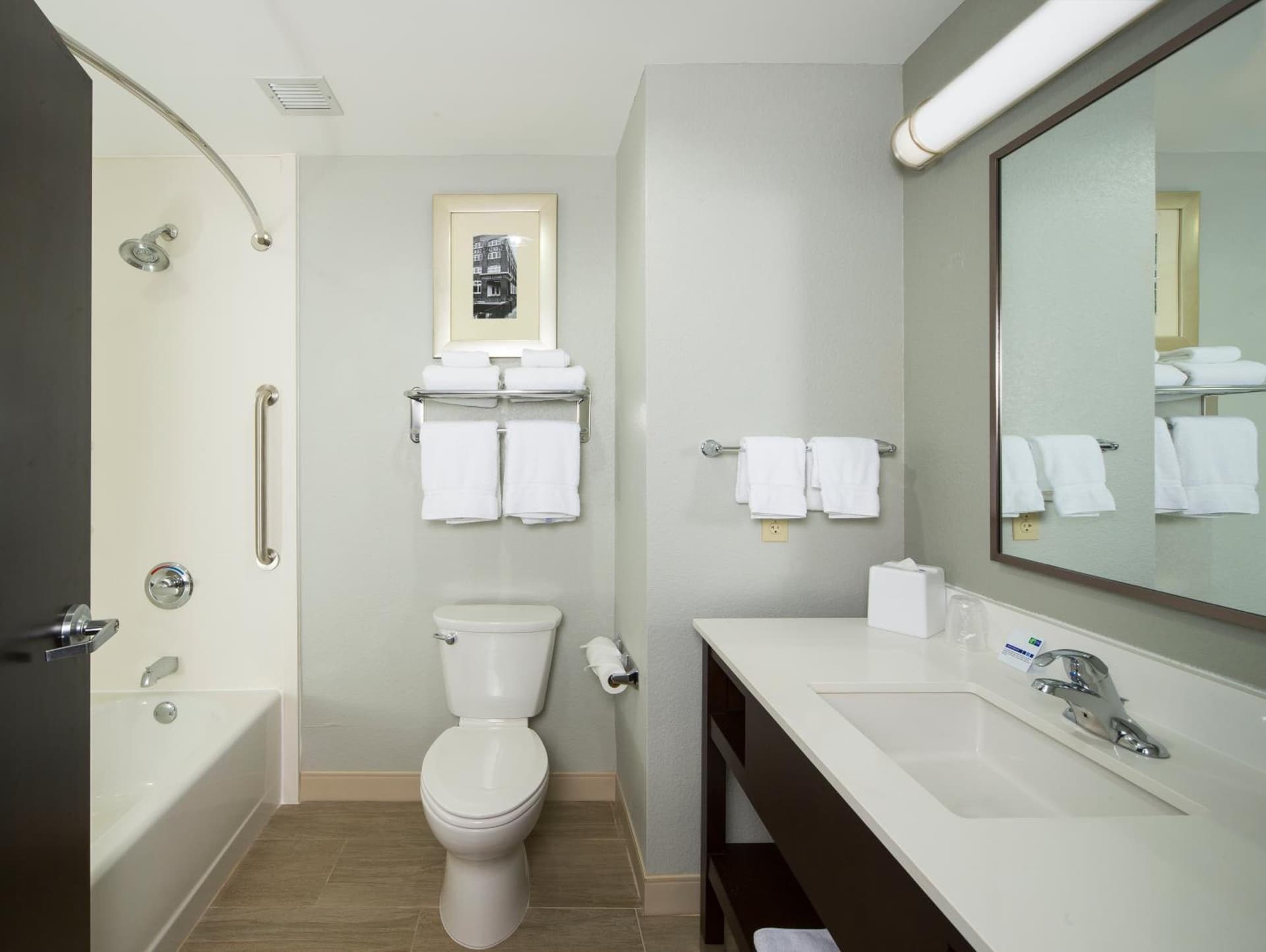 Holiday Inn Express & Suites Oklahoma City Downtown - Bricktown by IHG gallery photo in Oklahoma City, OK — image 26