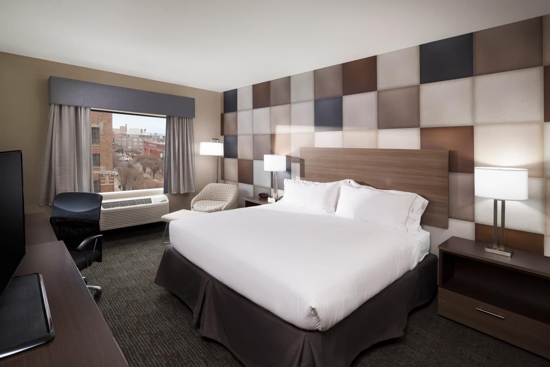Holiday Inn Express & Suites Oklahoma City Downtown - Bricktown by IHG gallery photo in Oklahoma City, OK — image 34