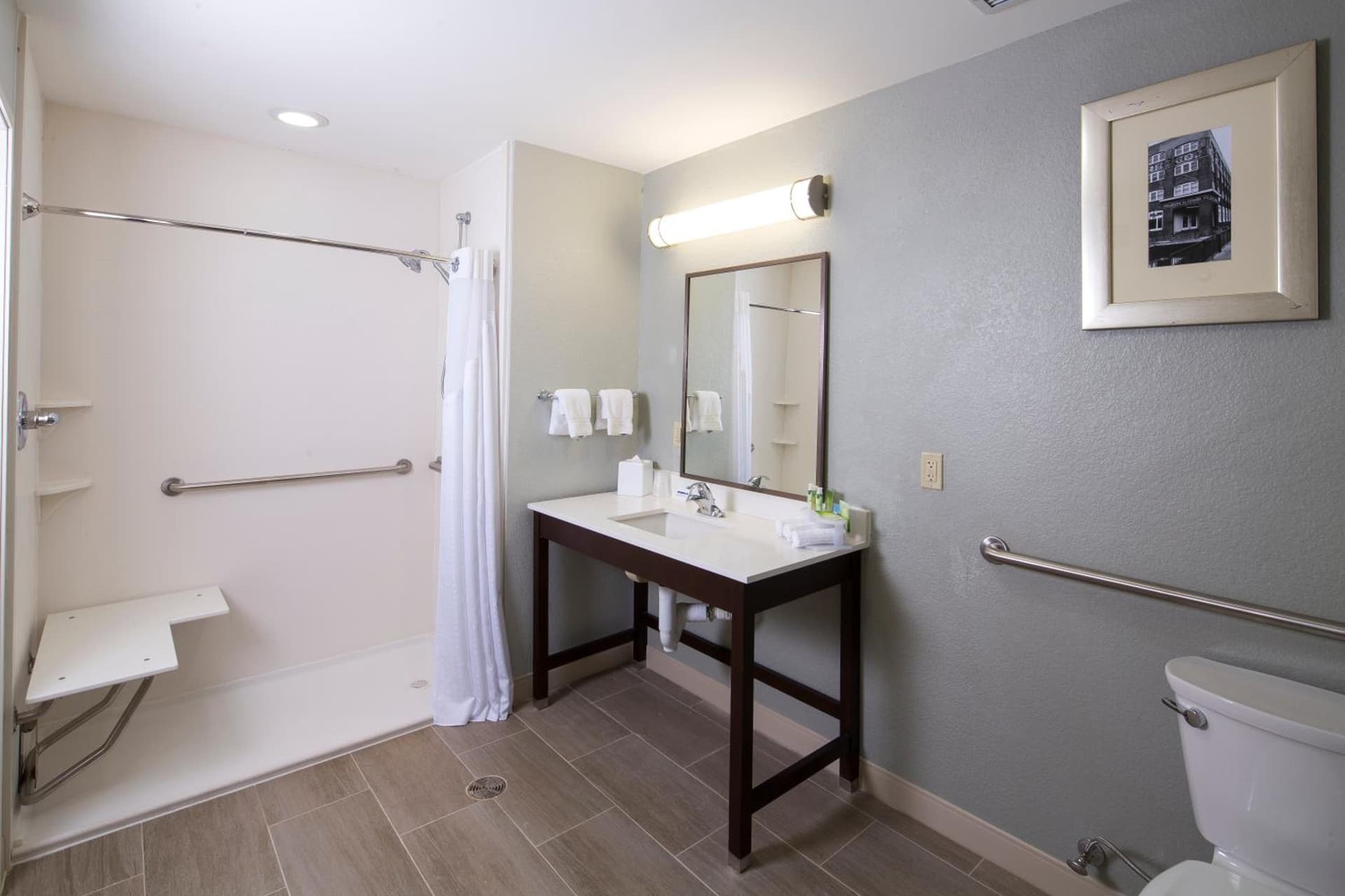 Holiday Inn Express & Suites Oklahoma City Downtown - Bricktown by IHG gallery photo in Oklahoma City, OK — image 37