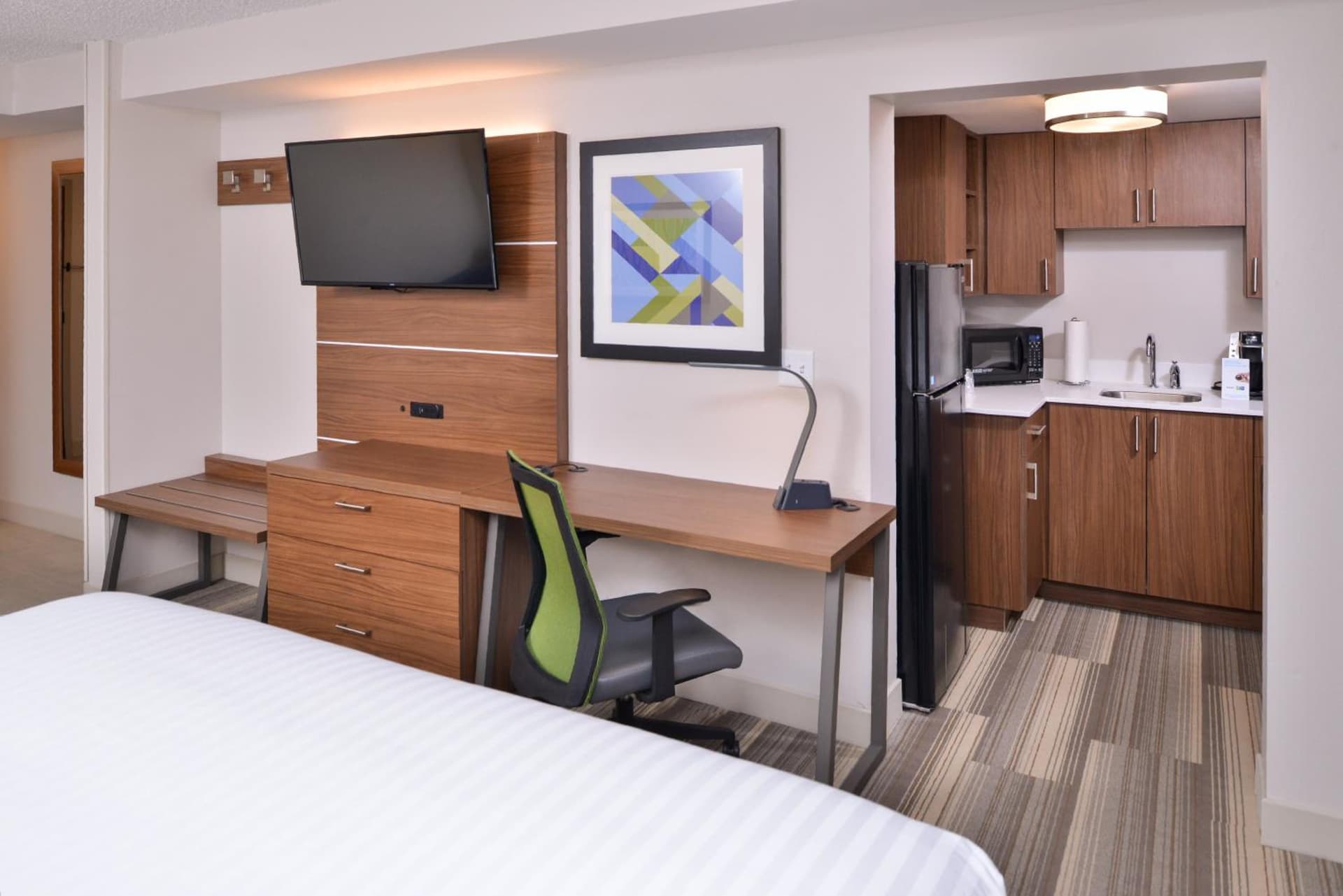 Holiday Inn Express & Suites Indianapolis Dtn-Conv Ctr Area by IHG gallery photo in Indianapolis, IN — image 36