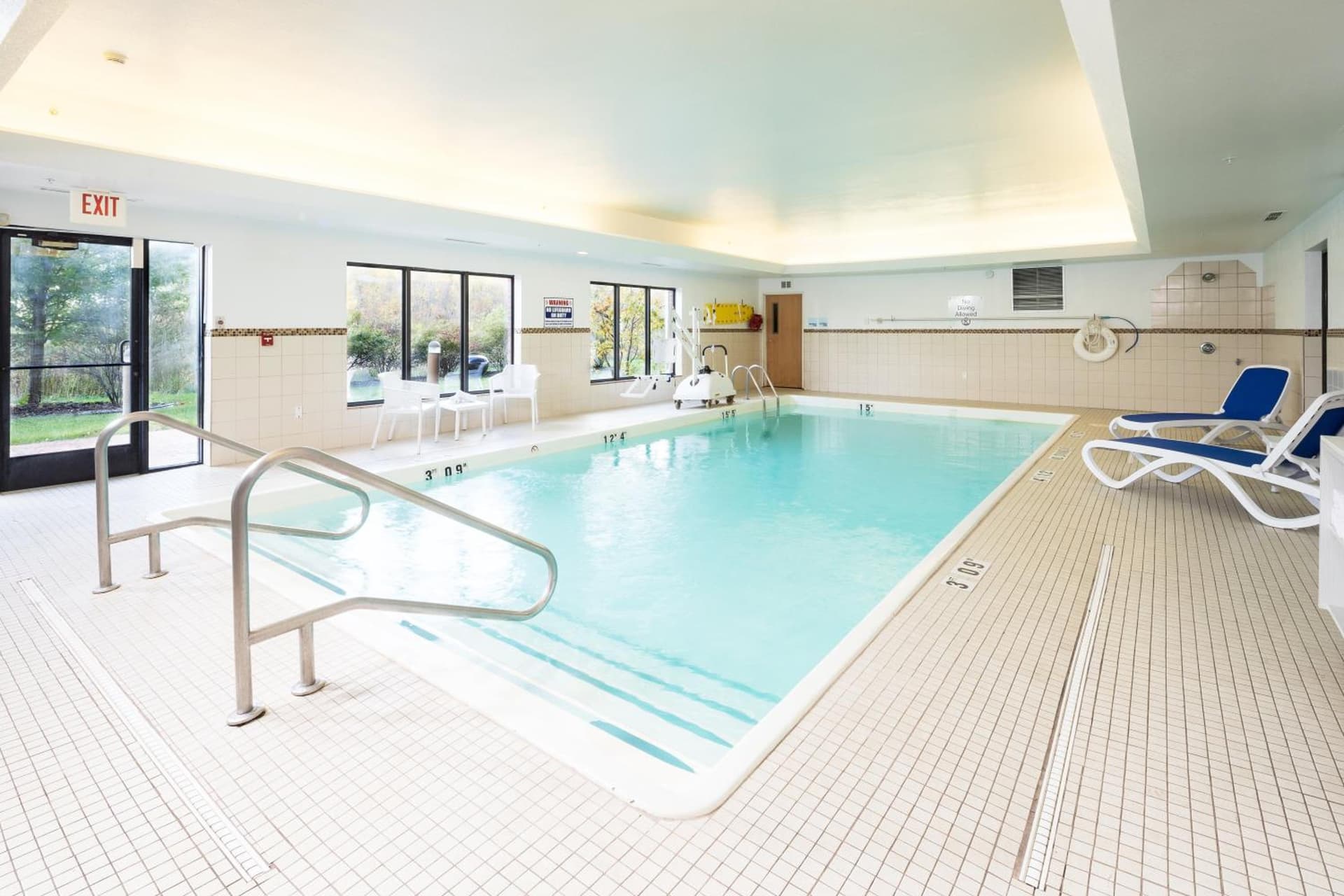 Holiday Inn Express Hotel & Suites Grand Blanc by IHG gallery photo in Grand Blanc, MI — image 11