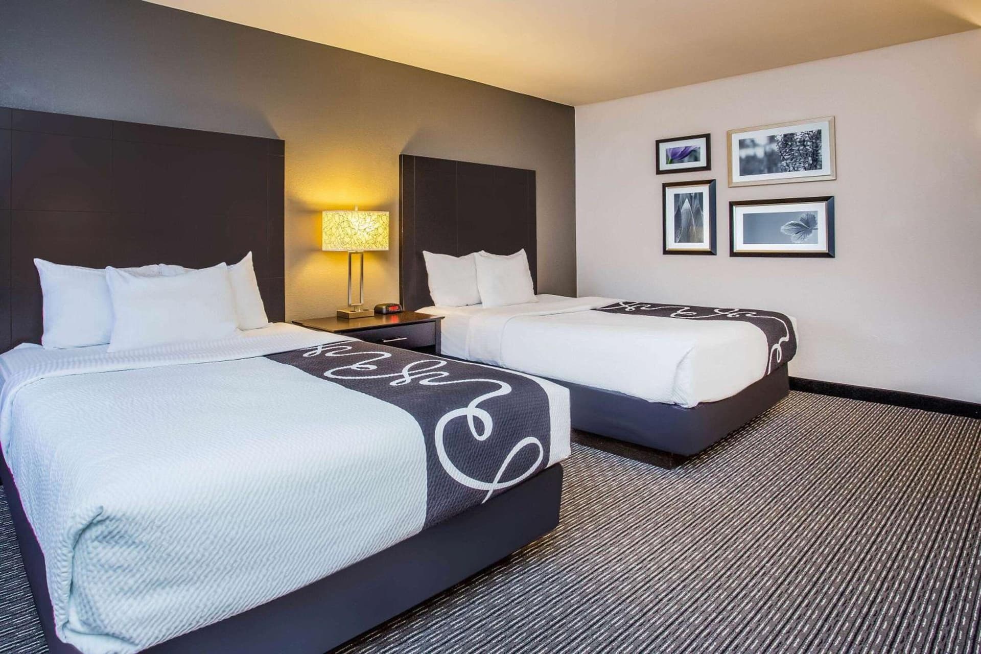 La Quinta Inn by Wyndham Oshkosh gallery photo in Oshkosh, WI — image 17