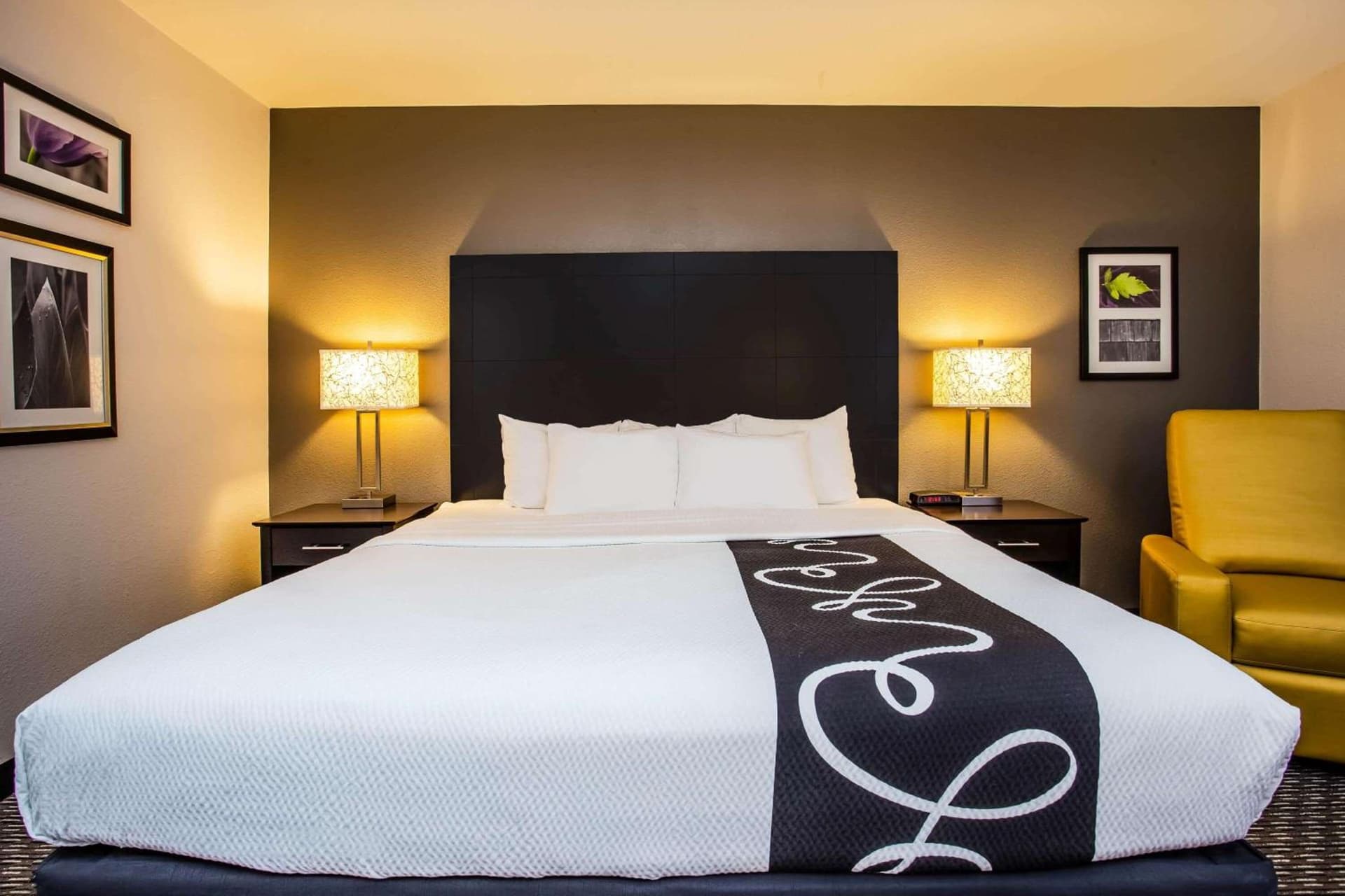 La Quinta Inn by Wyndham Oshkosh gallery photo in Oshkosh, WI — image 61