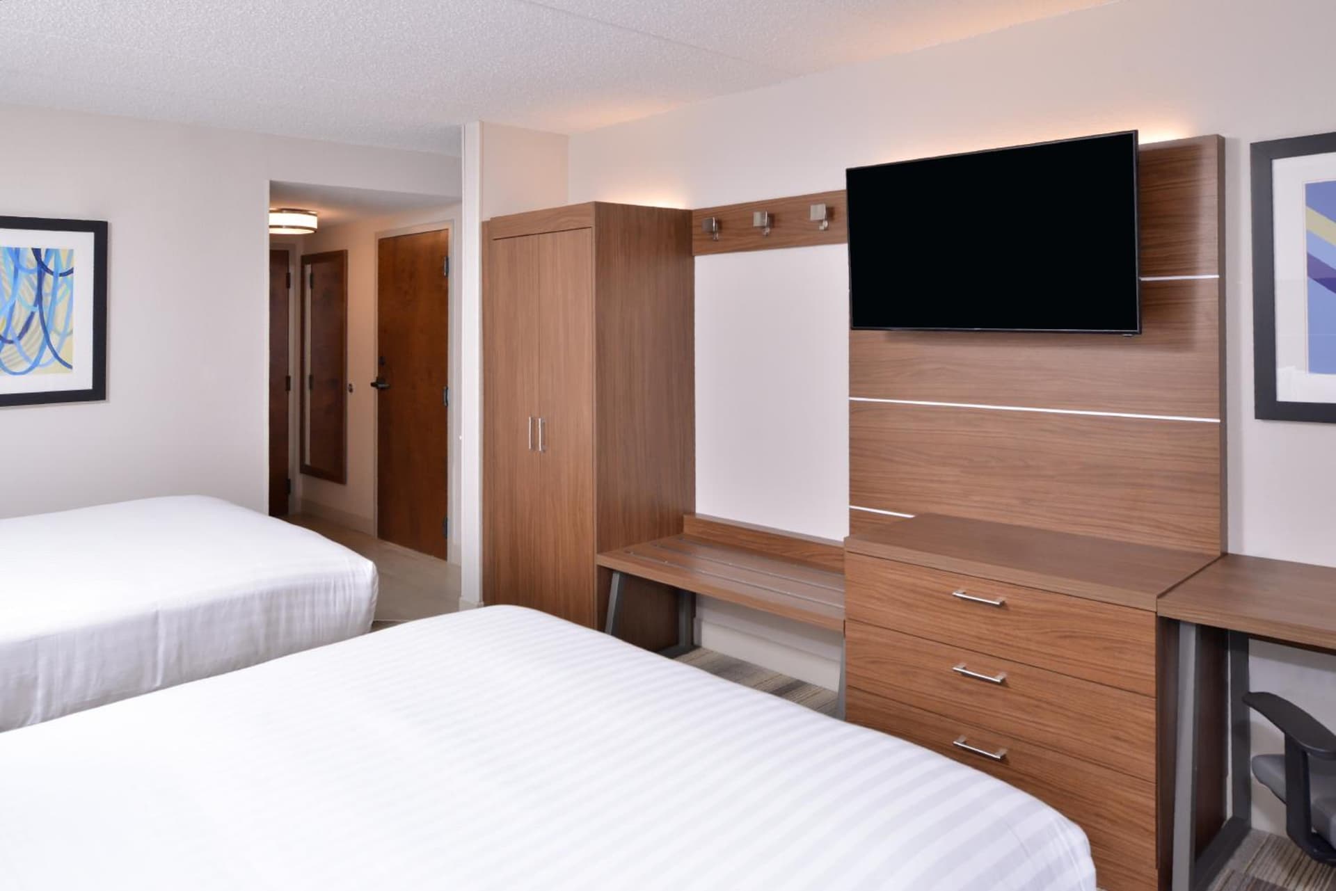 Holiday Inn Express & Suites Indianapolis Dtn-Conv Ctr Area by IHG gallery photo in Indianapolis, IN — image 32